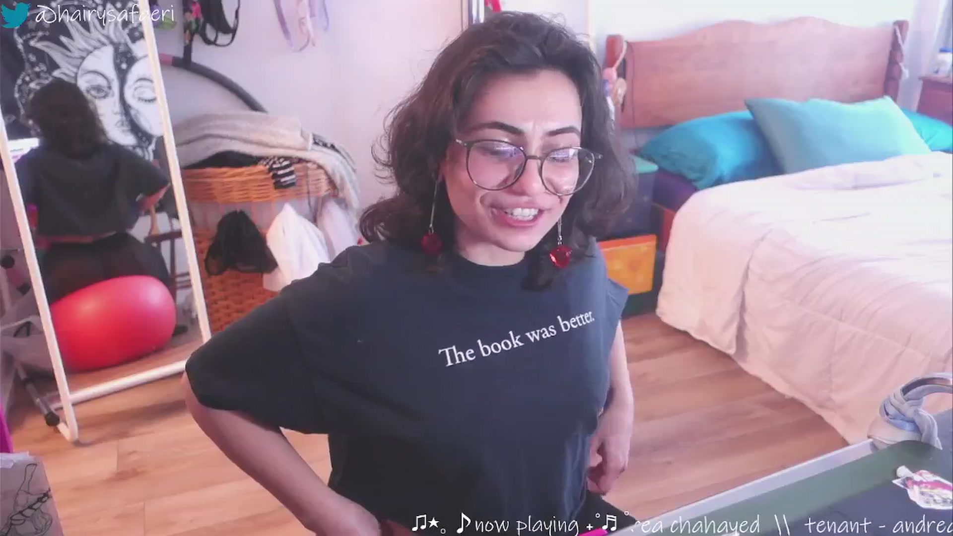 Gallery image thumbnail from HairySafaeri's myfreecams stream on, 02/21/2025, 19:51 image 8 of 20