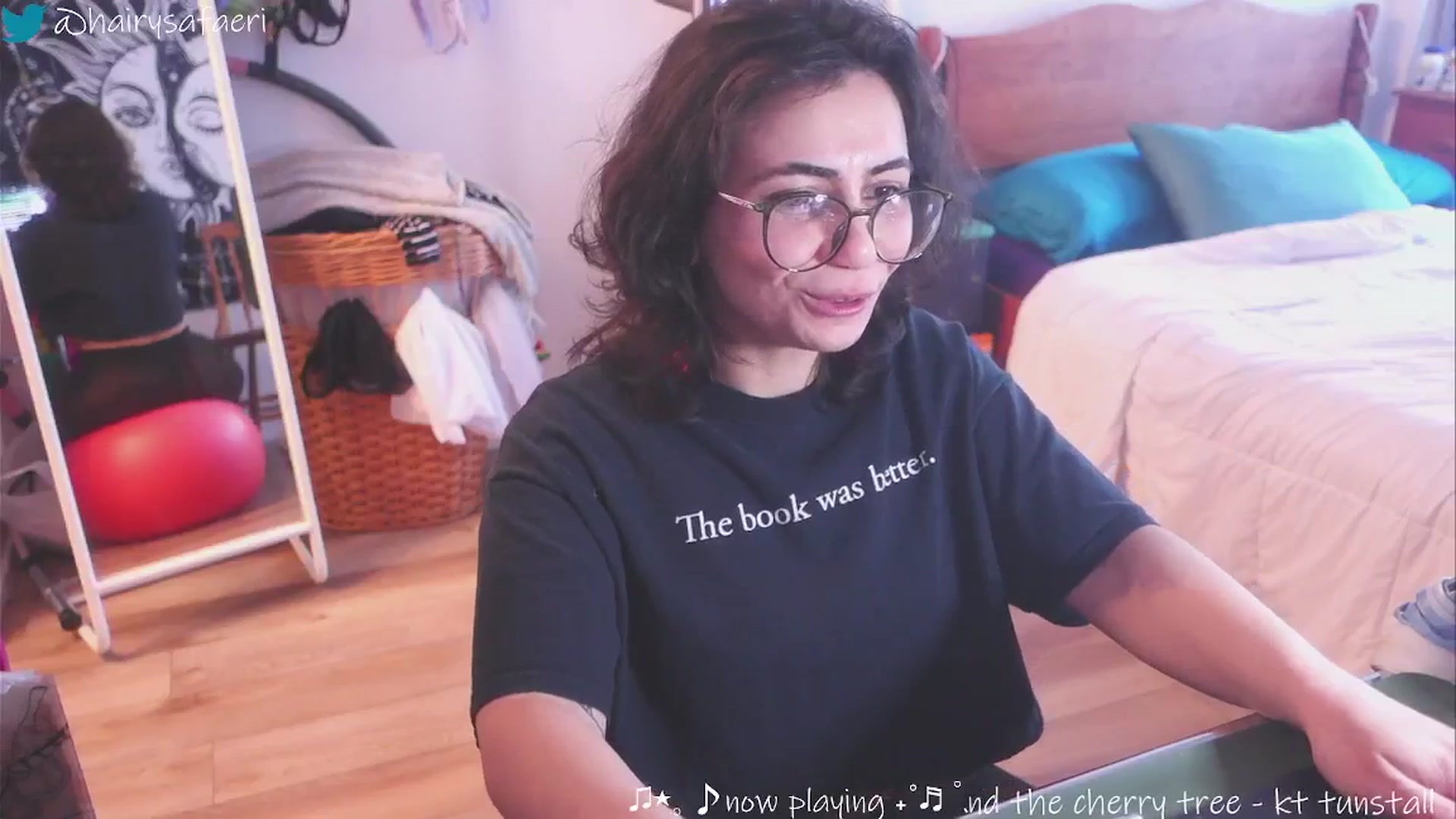 Gallery image thumbnail from HairySafaeri's myfreecams stream on, 02/21/2025, 21:07 image 9 of 20