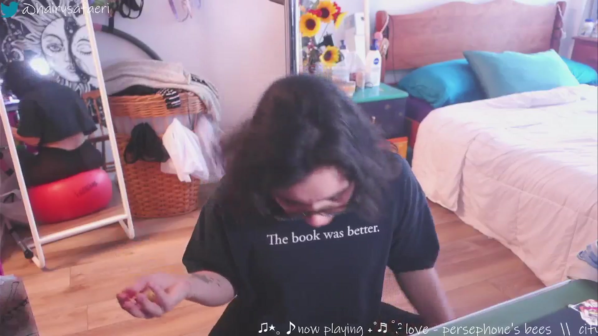 Gallery image thumbnail from HairySafaeri's myfreecams stream on, 02/21/2025, 21:07 image 14 of 20