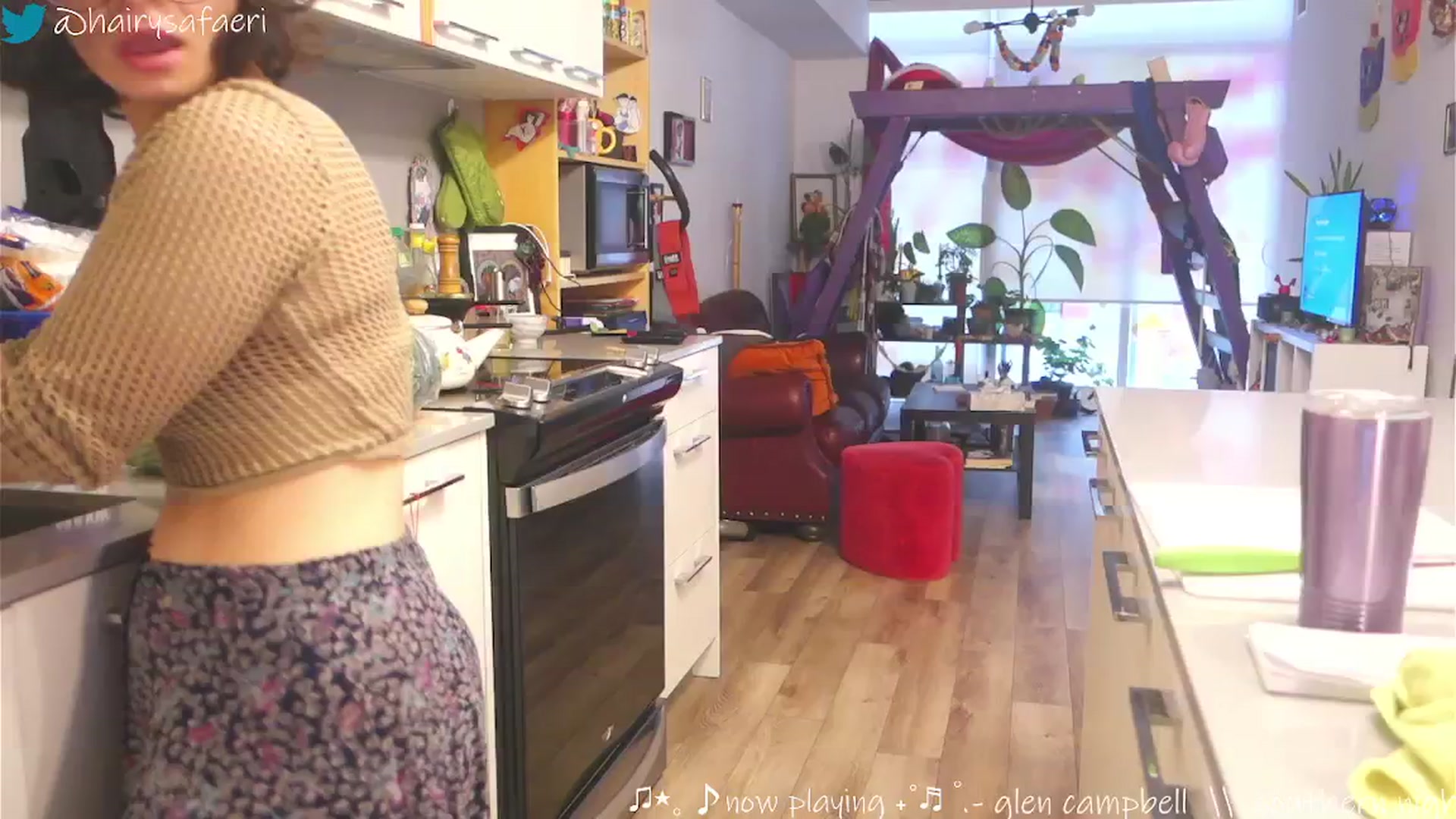 Gallery image thumbnail from HairySafaeri's myfreecams stream on, 02/27/2025, 20:36 image 15 of 20