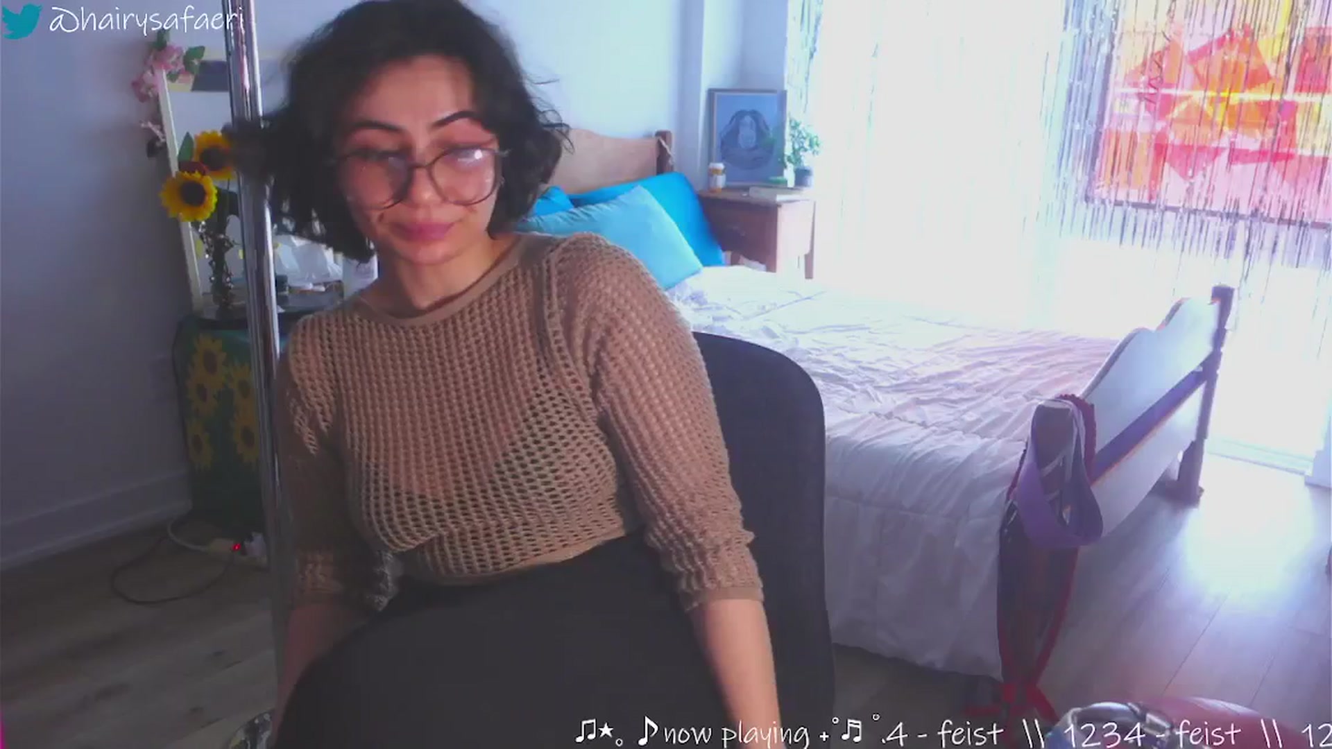 Gallery image thumbnail from HairySafaeri's myfreecams stream on, 03/06/2025, 16:44 image 17 of 20