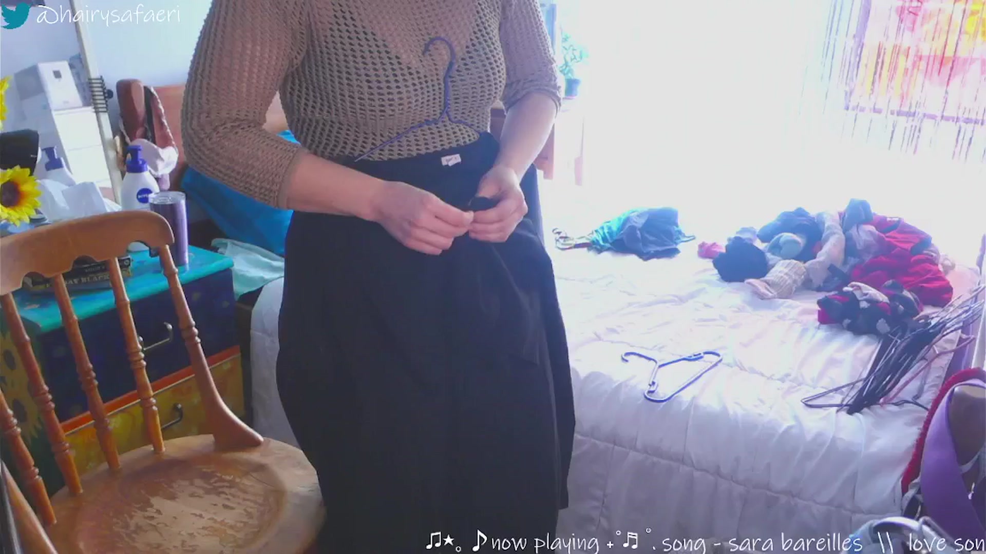 Gallery image thumbnail from HairySafaeri's myfreecams stream on, 03/06/2025, 18:50 image 7 of 20
