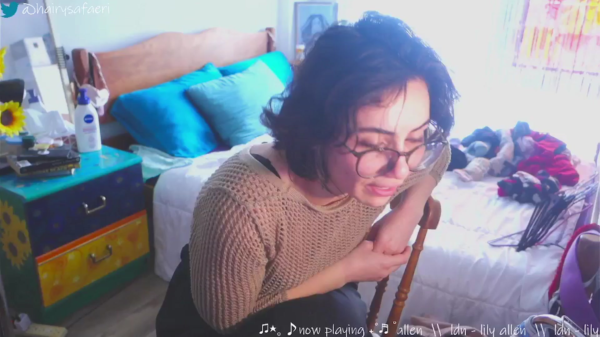 Gallery image thumbnail from HairySafaeri's myfreecams stream on, 03/06/2025, 18:50 image 11 of 20