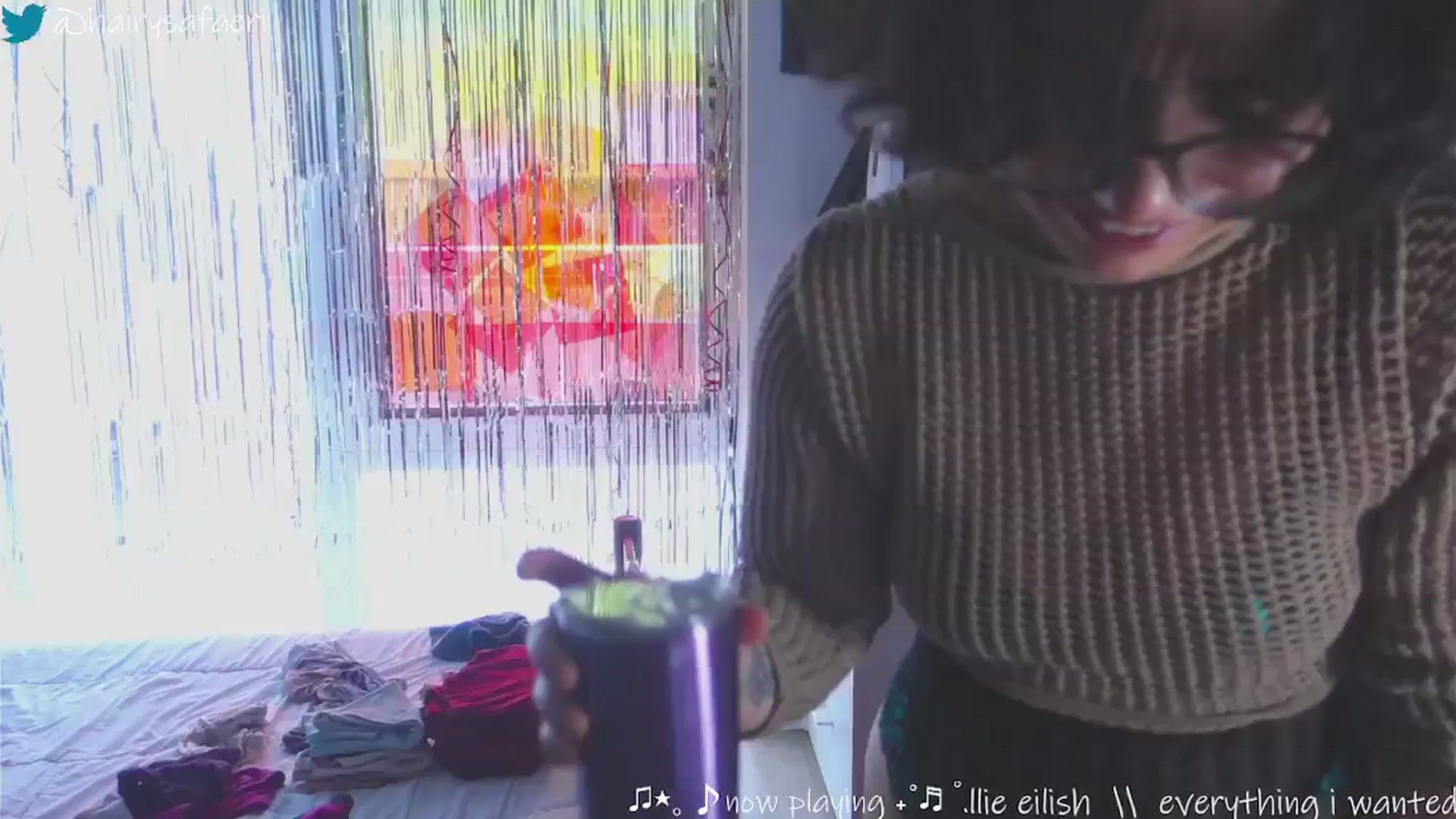 Gallery image thumbnail from HairySafaeri's myfreecams stream on, 03/06/2025, 20:30 image 16 of 20