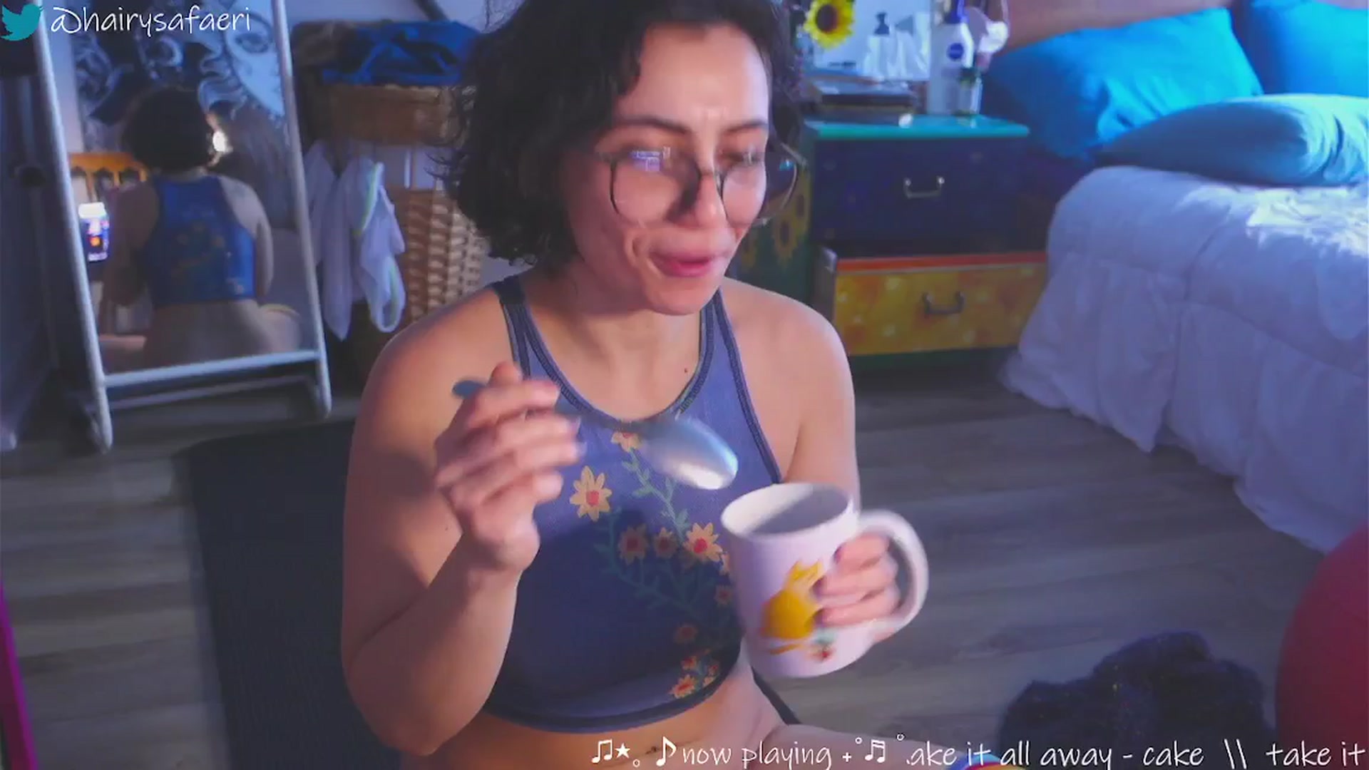 Gallery image thumbnail from HairySafaeri's myfreecams stream on, 03/07/2025, 22:07 image 5 of 20