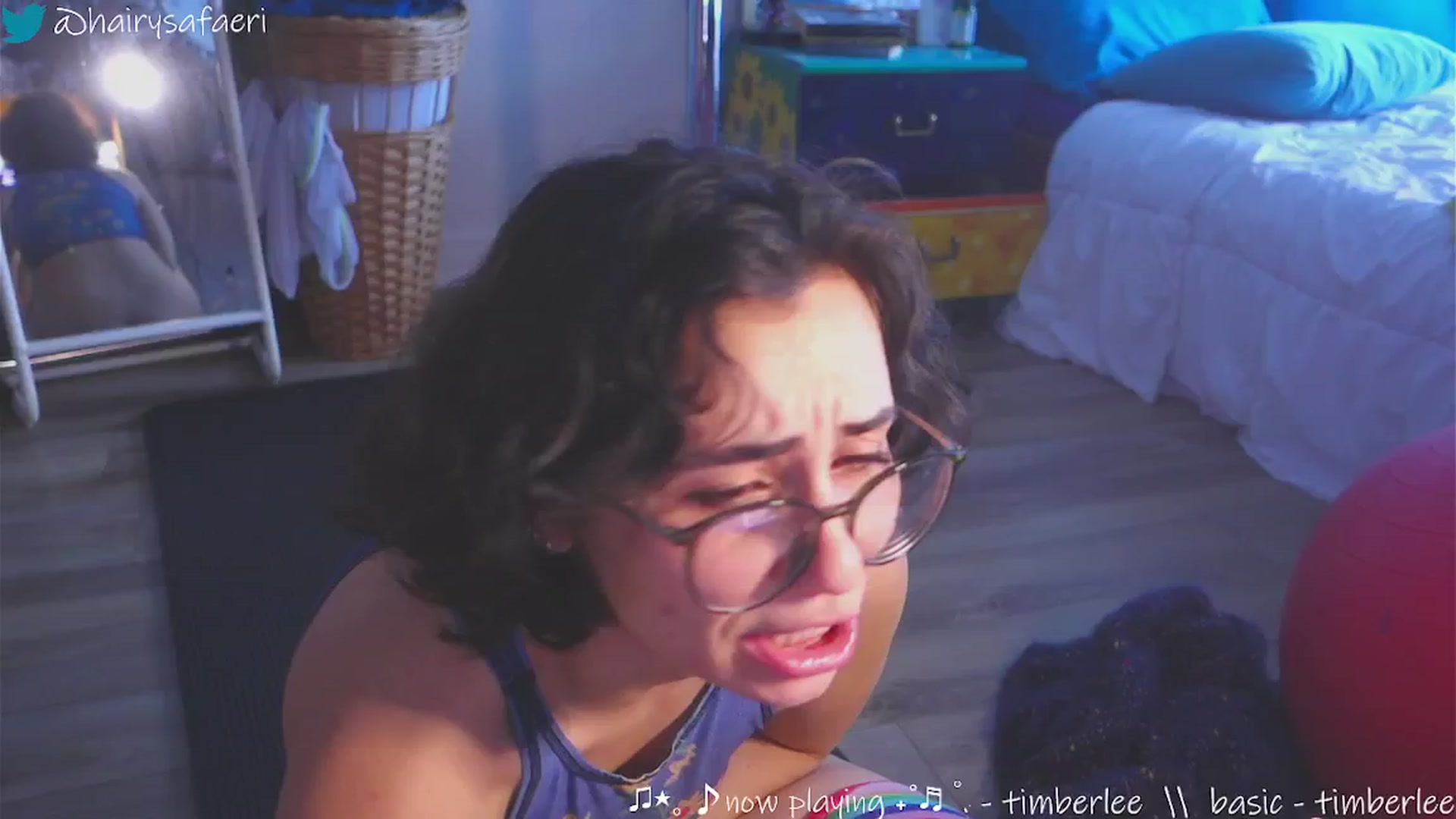 Gallery image thumbnail from HairySafaeri's myfreecams stream on, 03/07/2025, 22:07 image 9 of 20