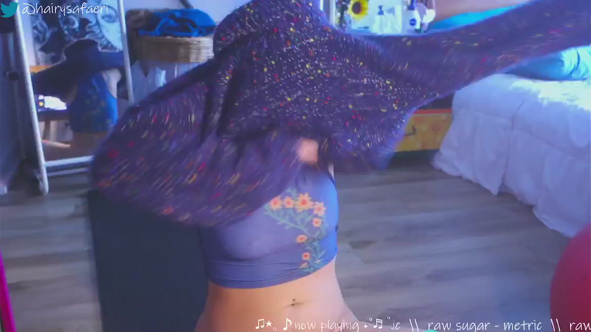 Gallery image thumbnail from HairySafaeri's myfreecams stream on, 03/07/2025, 22:07 image 3 of 20