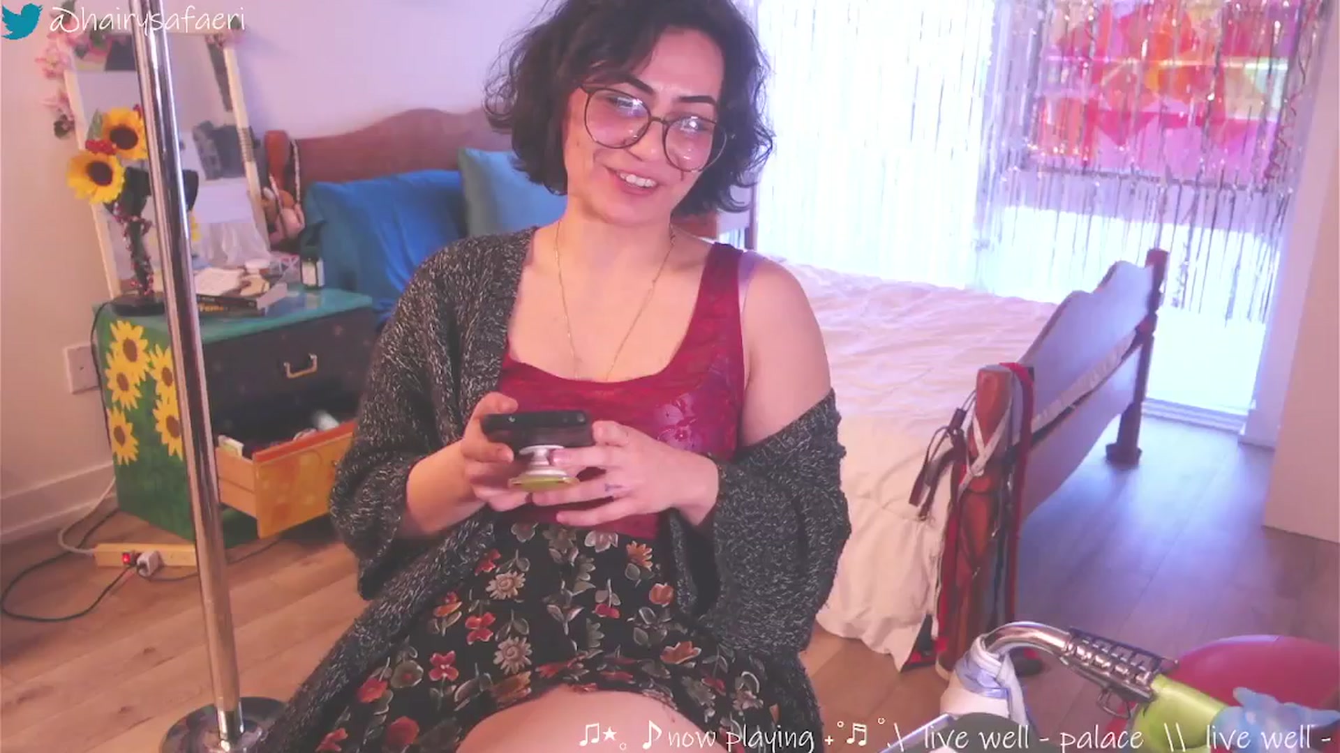 Gallery image thumbnail from HairySafaeri's myfreecams stream on, 03/10/2025, 22:24 image 4 of 20