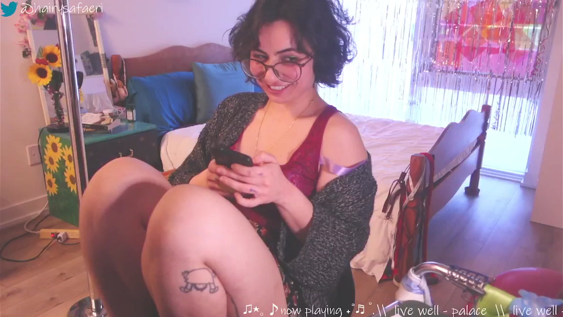 Gallery image thumbnail from HairySafaeri's myfreecams stream on, 03/10/2025, 22:24 image 7 of 20
