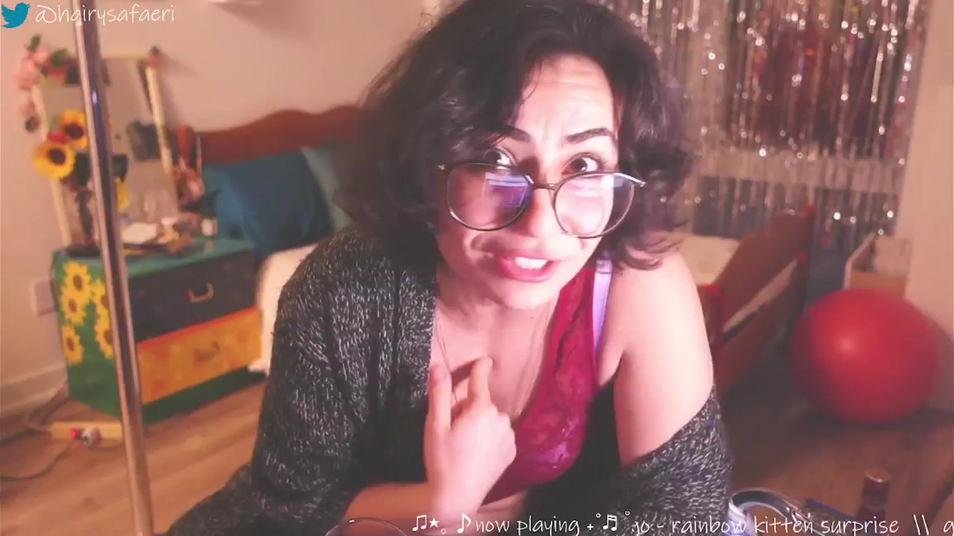 Gallery image thumbnail from HairySafaeri's myfreecams stream on, 03/10/2025, 23:55 image 15 of 20