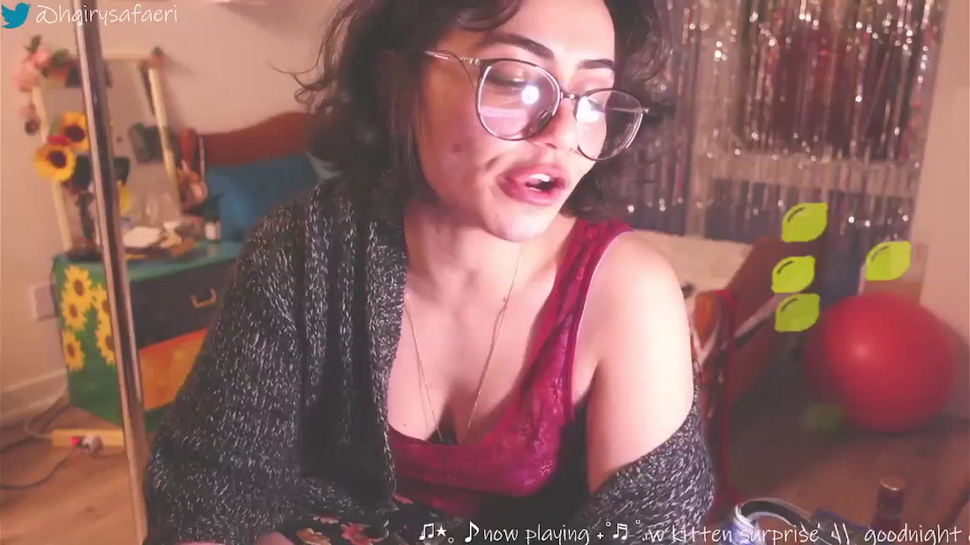 Gallery image thumbnail from HairySafaeri's myfreecams stream on, 03/10/2025, 23:55 image 13 of 20