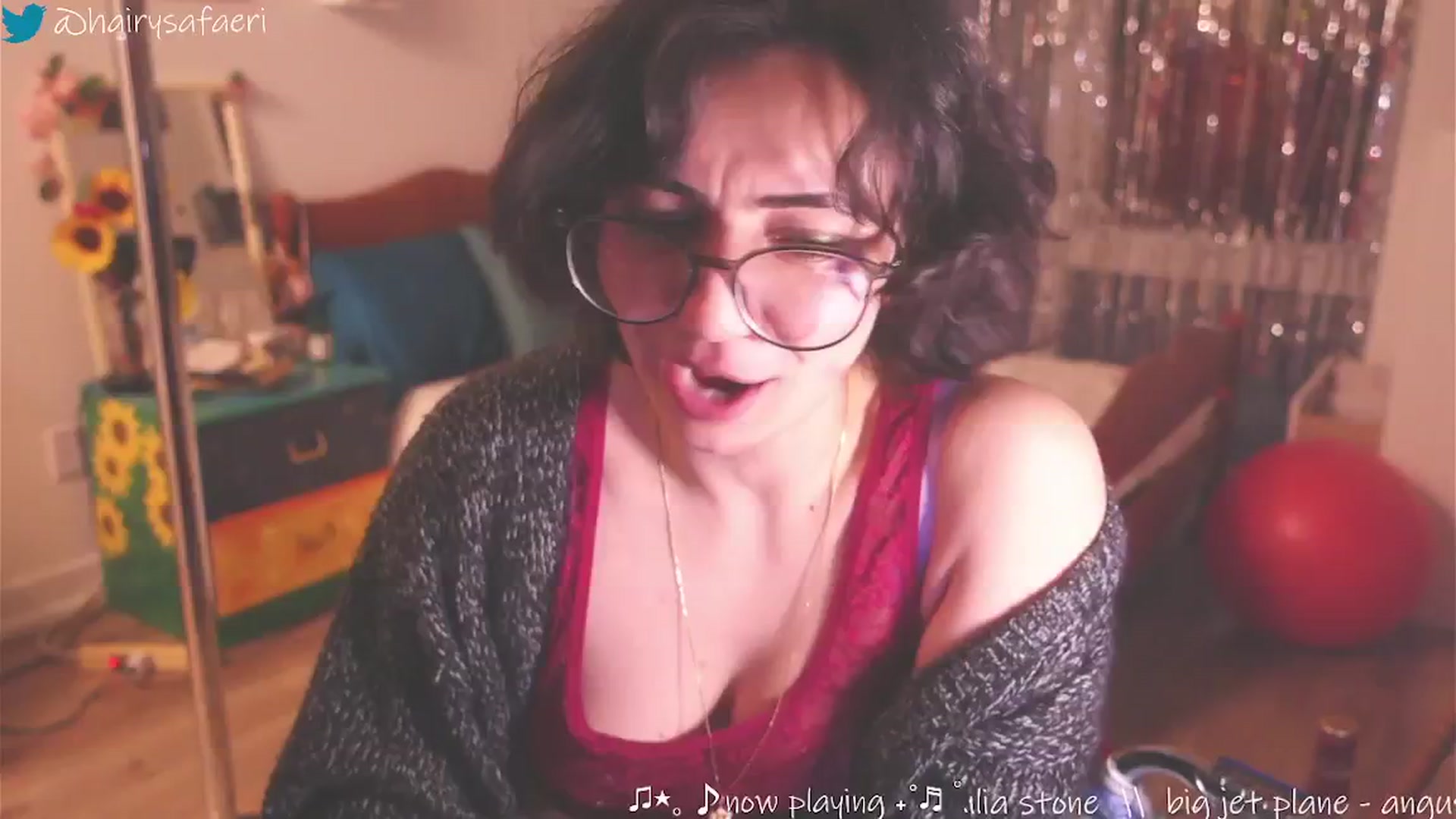Gallery image thumbnail from HairySafaeri's myfreecams stream on, 03/10/2025, 23:55 image 19 of 20