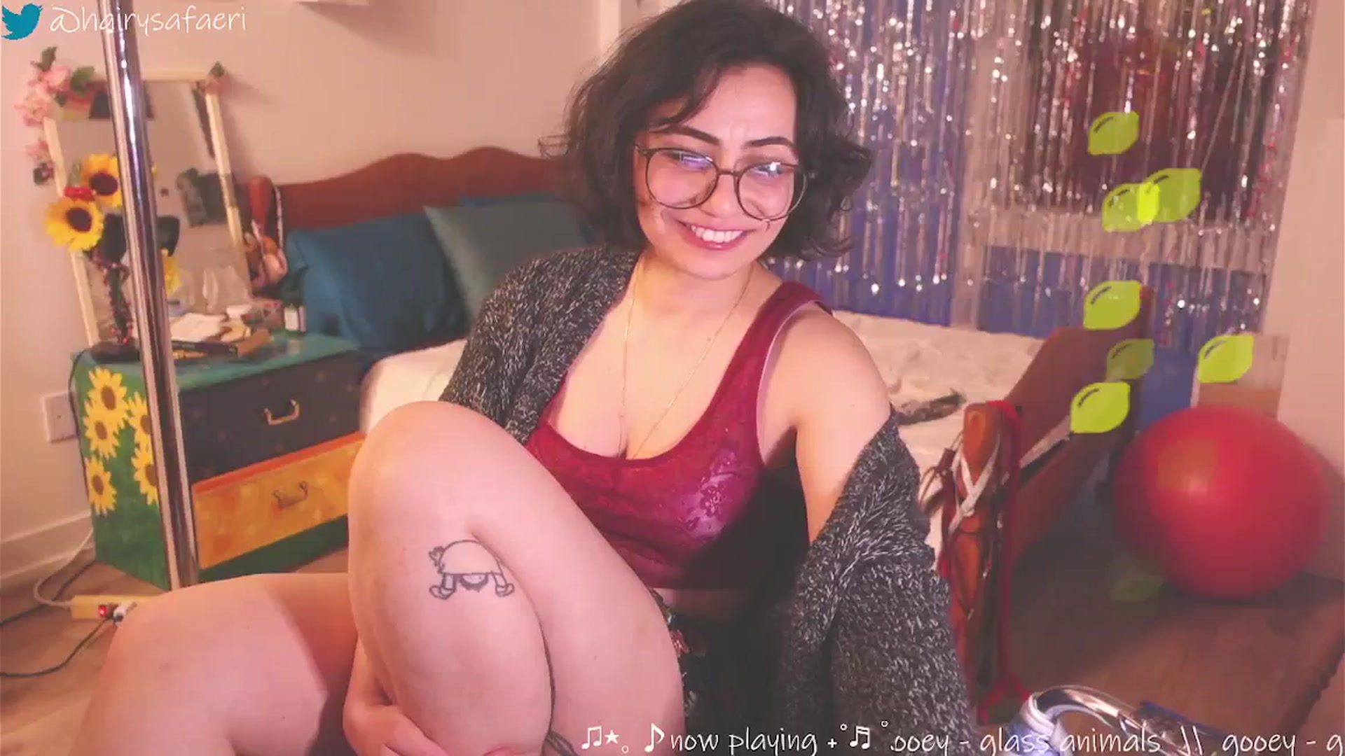 Gallery image thumbnail from HairySafaeri's myfreecams stream on, 03/10/2025, 23:55 image 9 of 20