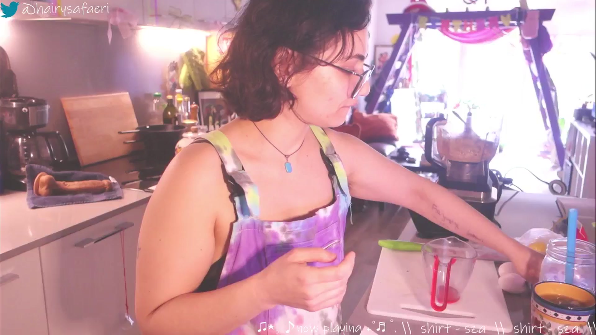 Gallery image thumbnail from HairySafaeri's myfreecams stream on, 03/19/2025, 18:57 image 8 of 20