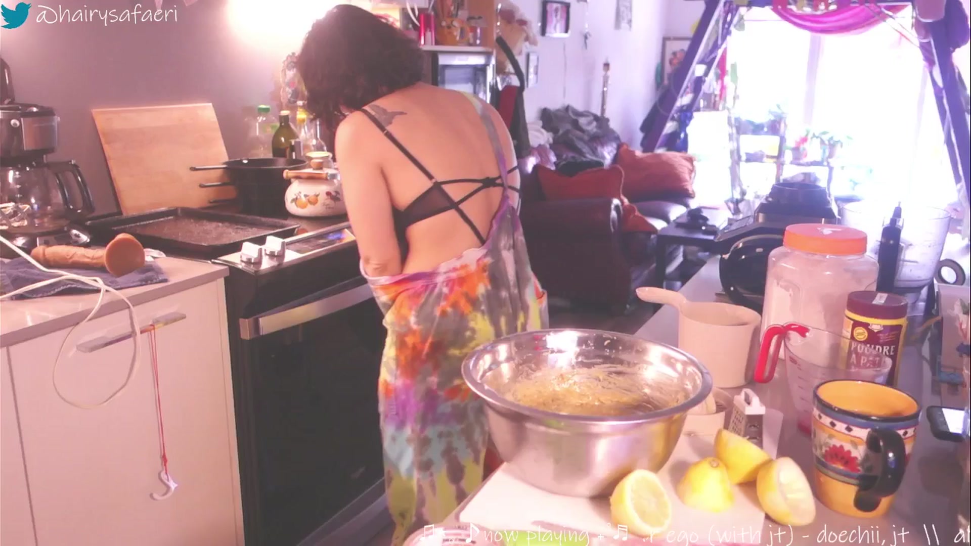 Gallery image thumbnail from HairySafaeri's myfreecams stream on, 03/19/2025, 21:04 image 8 of 20