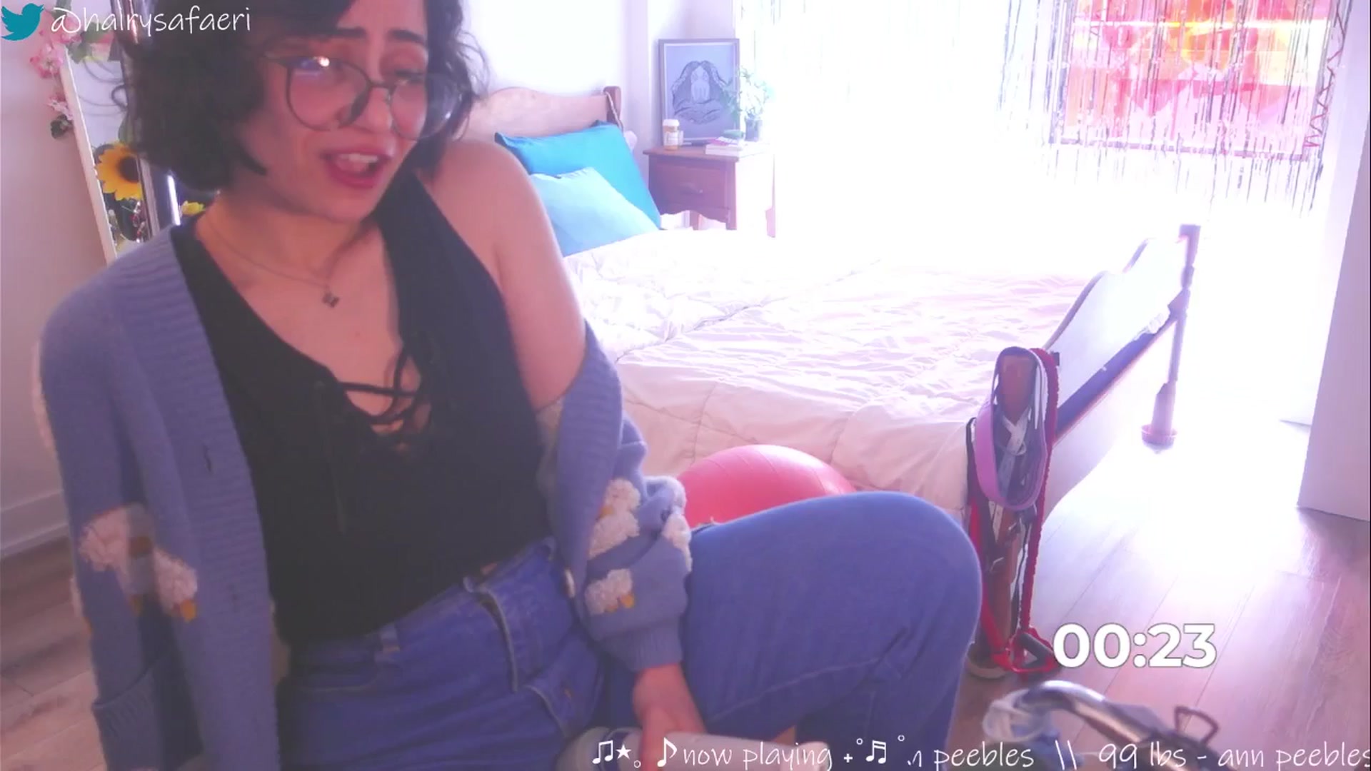 Gallery image thumbnail from HairySafaeri's myfreecams stream on, 03/20/2025, 15:25 image 20 of 20