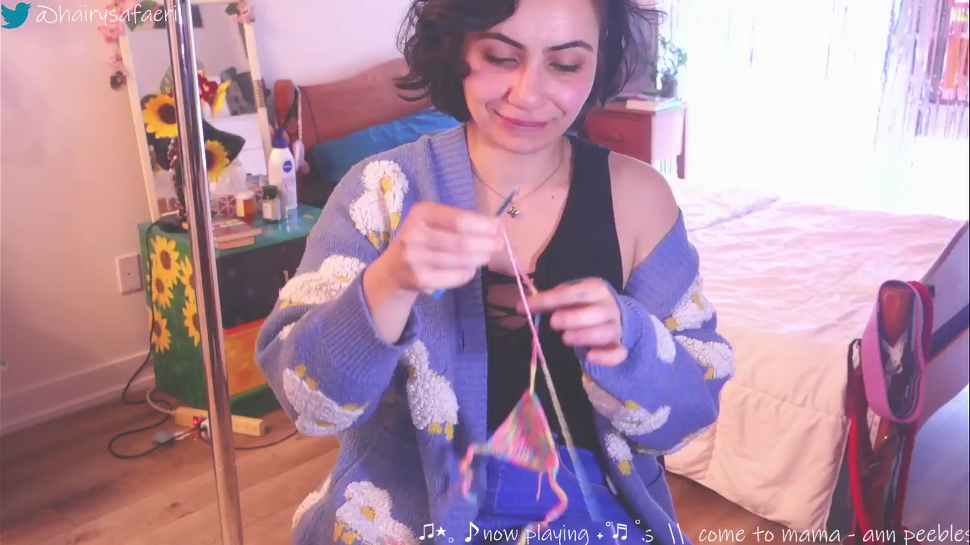 Gallery image thumbnail from HairySafaeri's myfreecams stream on, 03/20/2025, 16:01 image 11 of 20