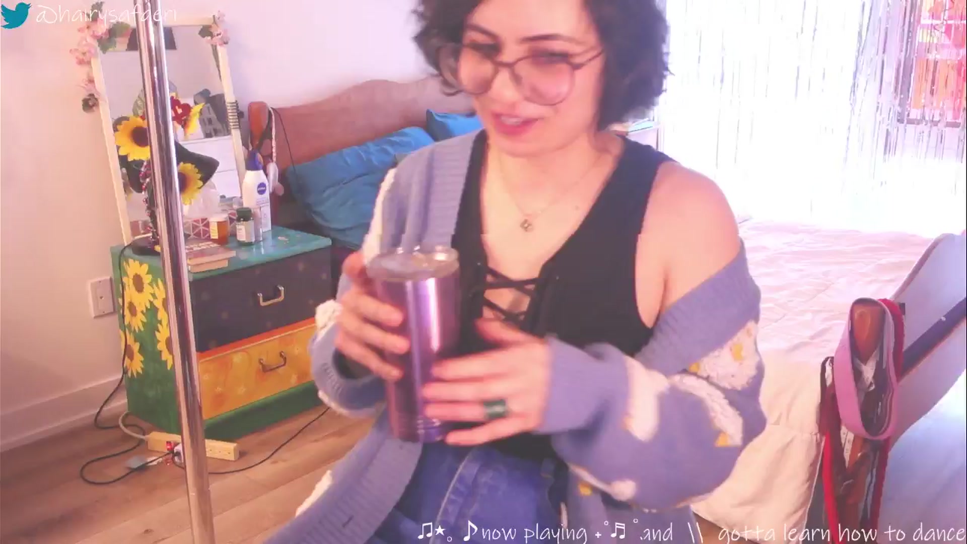 Gallery image thumbnail from HairySafaeri's myfreecams stream on, 03/20/2025, 16:01 image 5 of 20