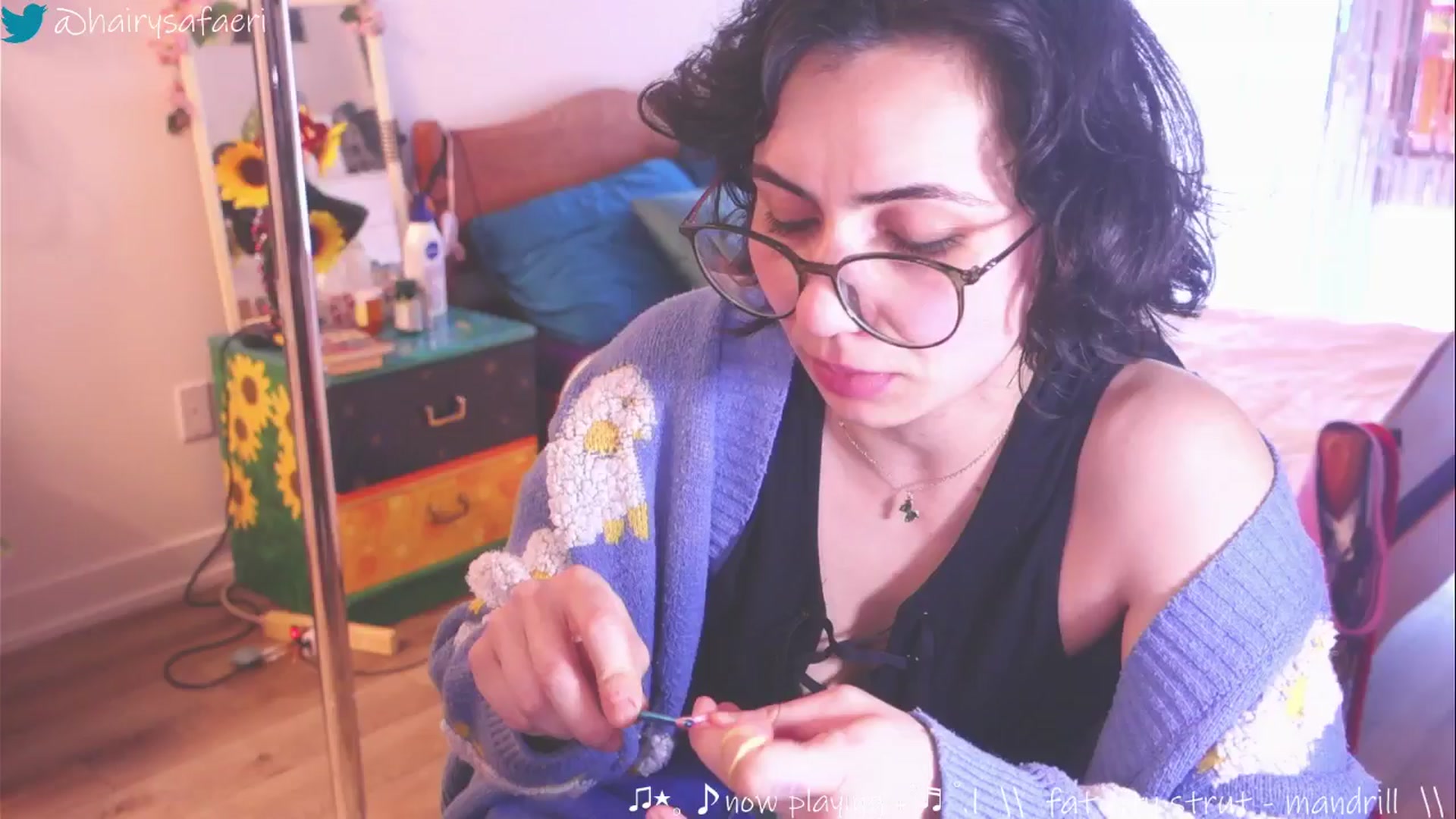Gallery image thumbnail from HairySafaeri's myfreecams stream on, 03/20/2025, 16:01 image 17 of 20