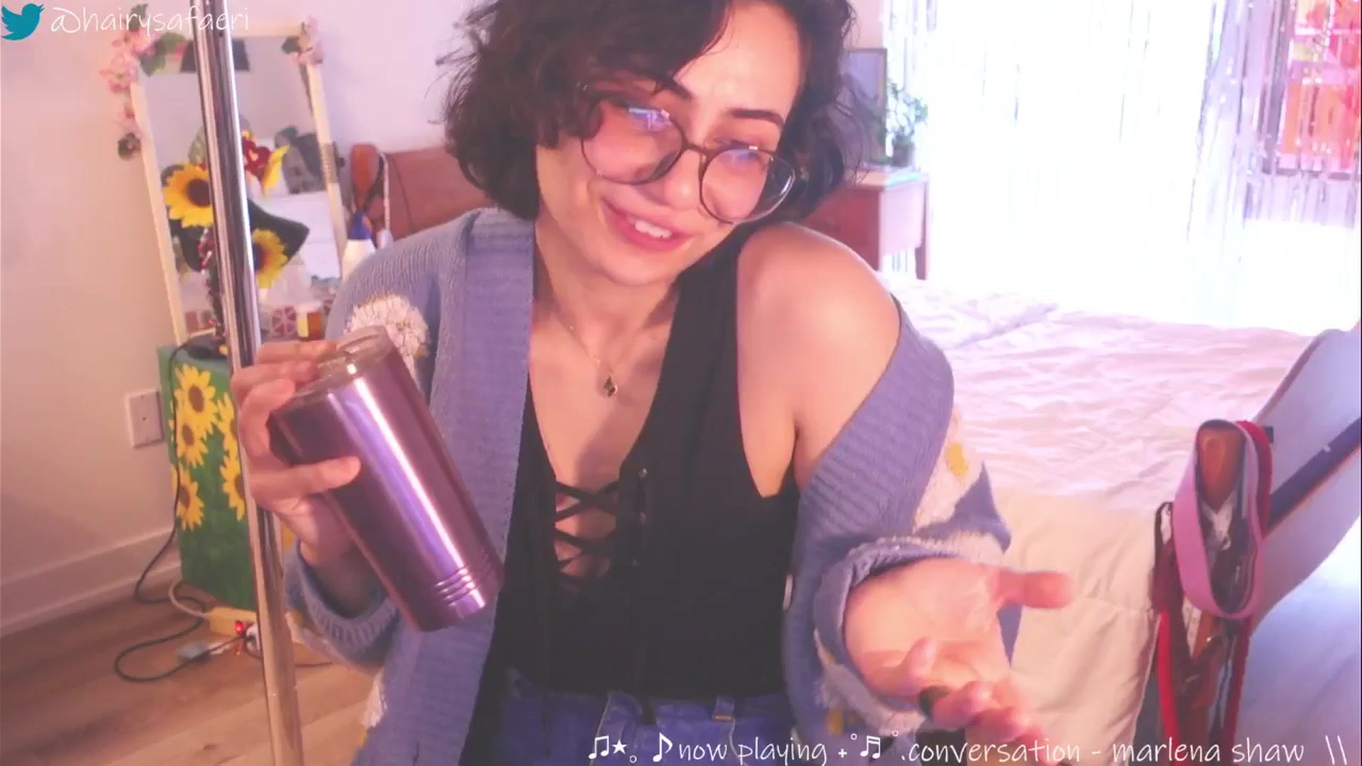 Gallery image thumbnail from HairySafaeri's myfreecams stream on, 03/20/2025, 16:01 image 2 of 20