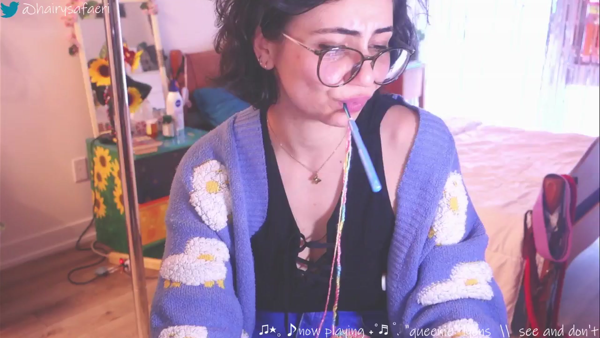 Gallery image thumbnail from HairySafaeri's myfreecams stream on, 03/20/2025, 16:43 image 1 of 20