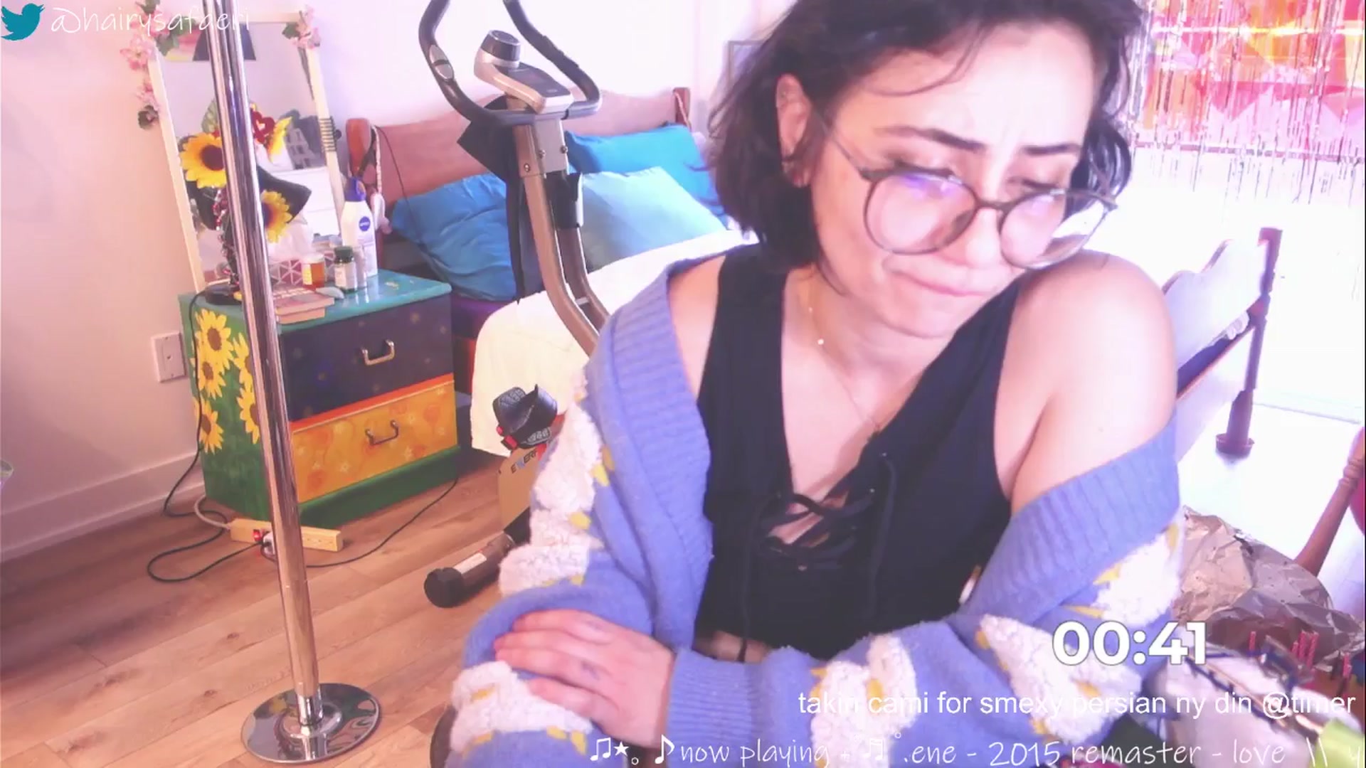 Gallery image thumbnail from HairySafaeri's myfreecams stream on, 03/20/2025, 21:10 image 20 of 20