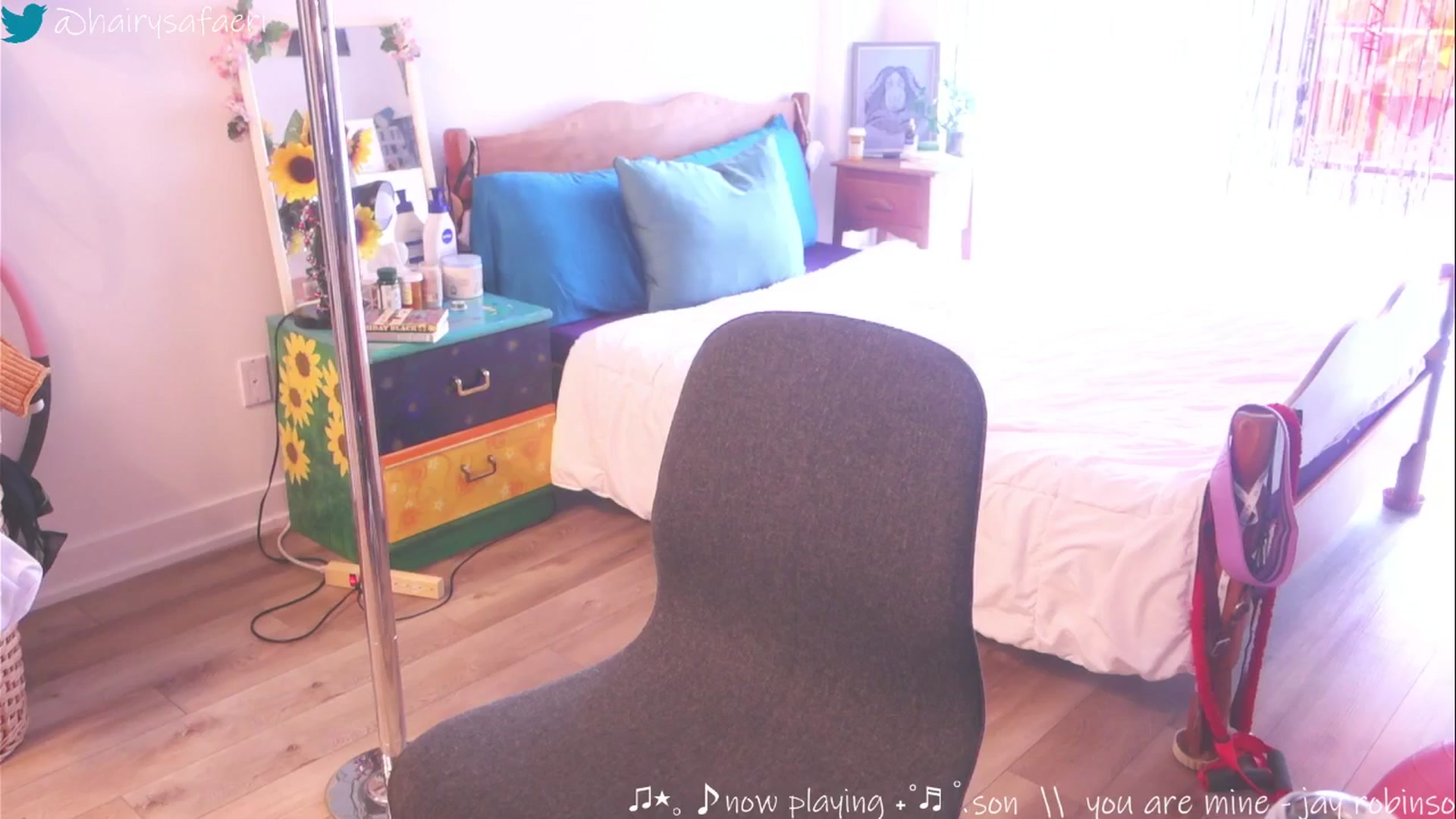 Gallery image thumbnail from HairySafaeri's myfreecams stream on, 03/24/2025, 16:23 image 20 of 20