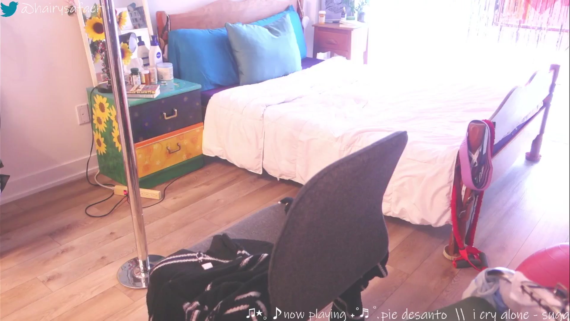 Gallery image thumbnail from HairySafaeri's myfreecams stream on, 03/24/2025, 16:49 image 20 of 20