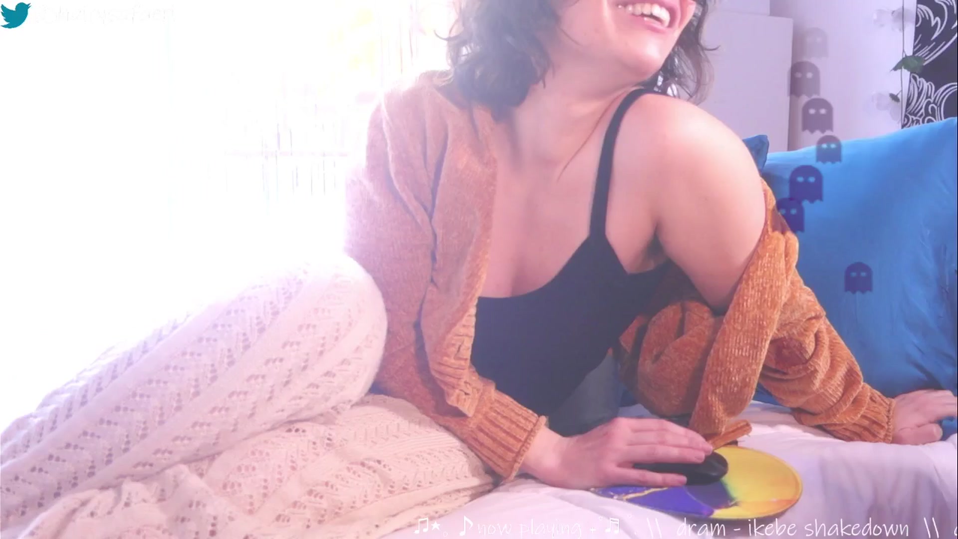 Gallery image thumbnail from HairySafaeri's myfreecams stream on, 03/26/2025, 17:41 image 2 of 20