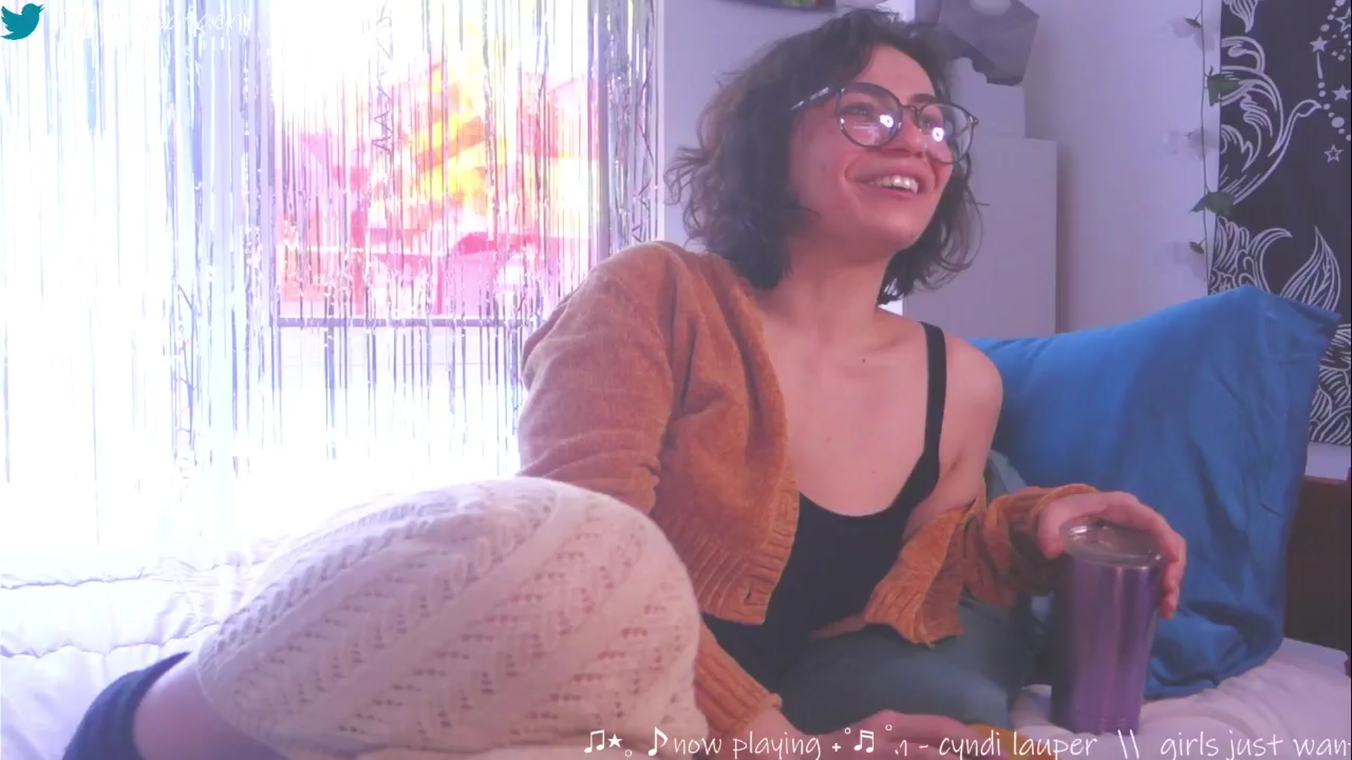 Gallery image thumbnail from HairySafaeri's myfreecams stream on, 03/26/2025, 17:41 image 20 of 20