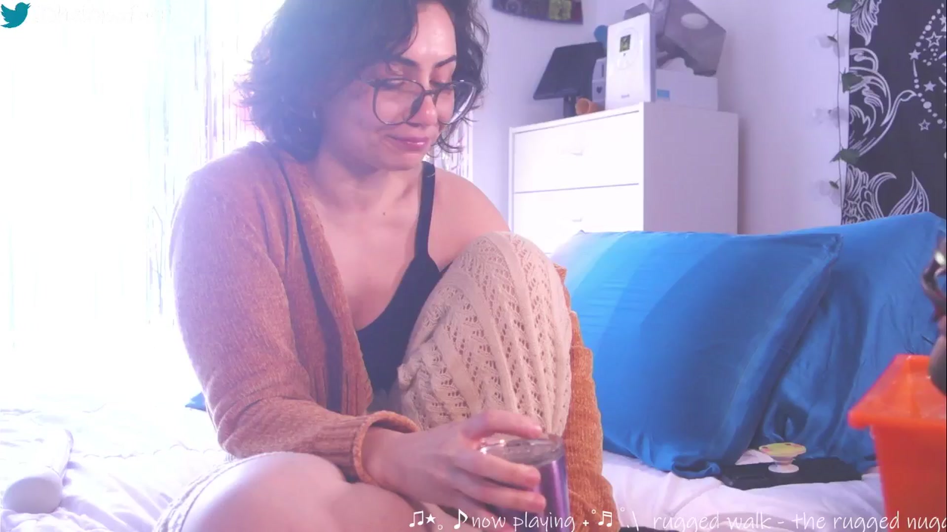Gallery image thumbnail from HairySafaeri's myfreecams stream on, 03/26/2025, 20:09 image 7 of 20
