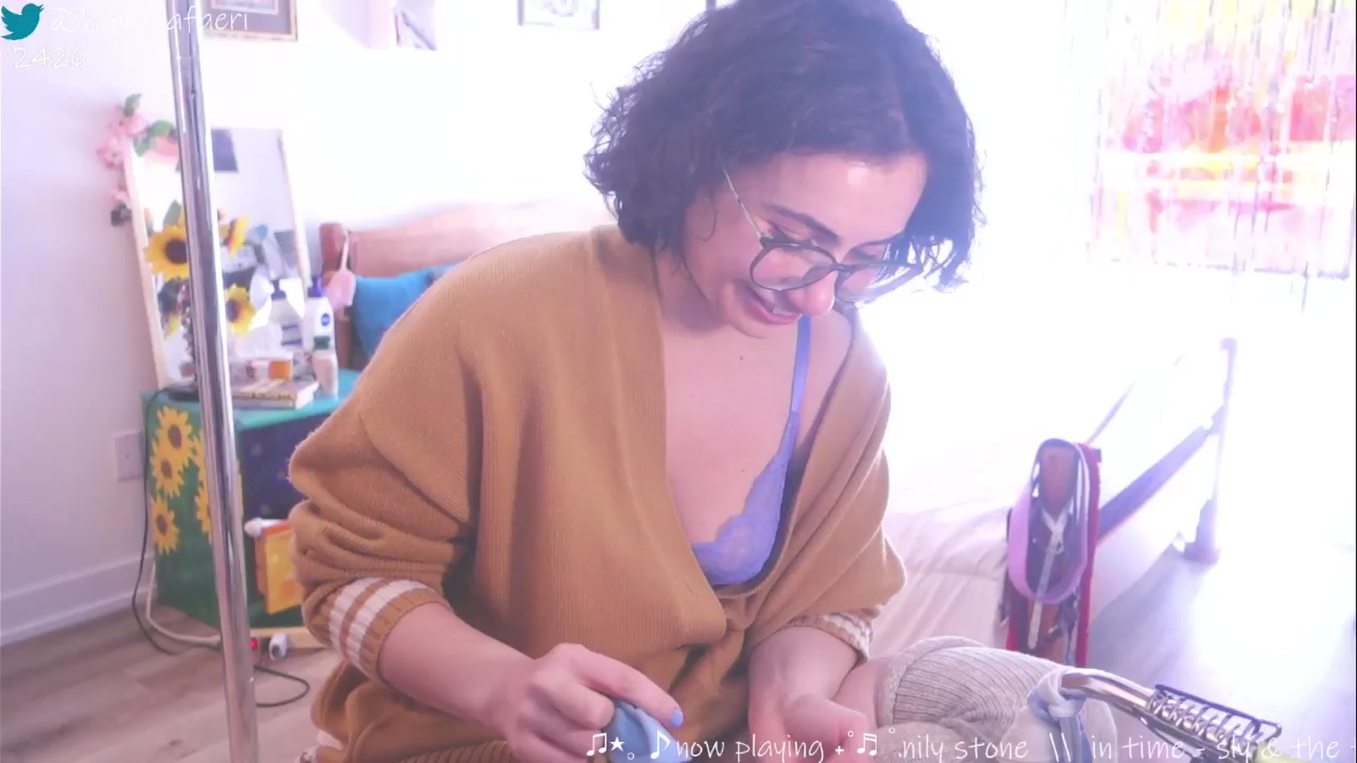 Gallery image thumbnail from HairySafaeri's myfreecams stream on, 04/03/2025, 18:21 image 8 of 20