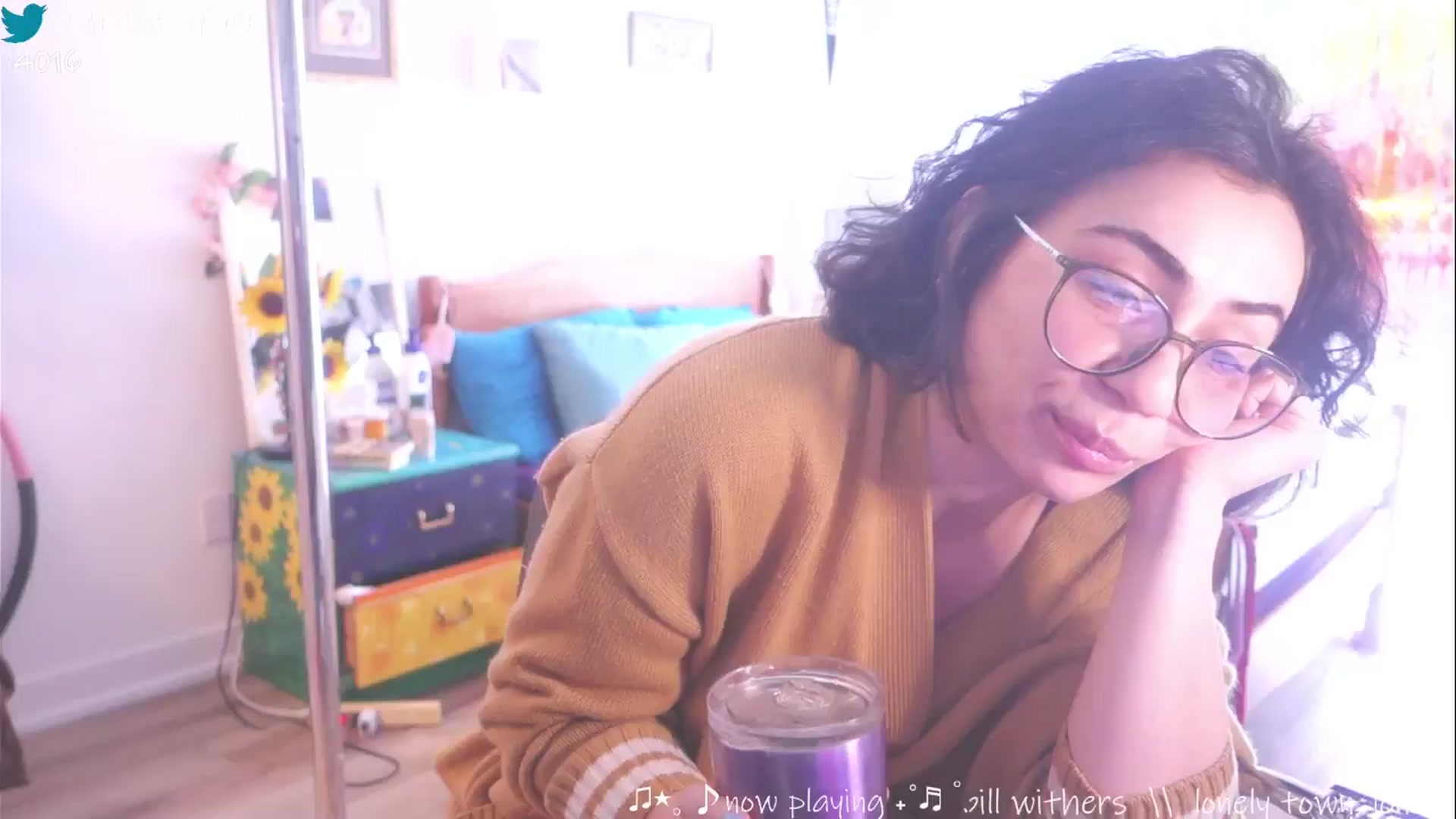 Gallery image thumbnail from HairySafaeri's myfreecams stream on, 04/03/2025, 18:21 image 1 of 20