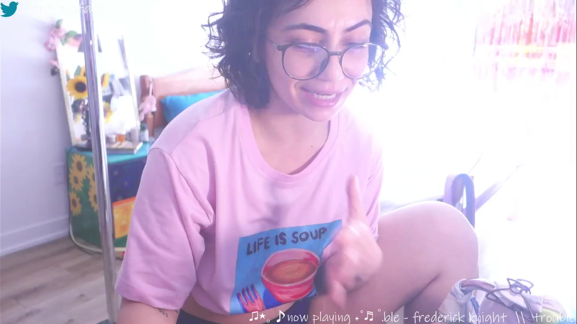 Gallery image thumbnail from HairySafaeri's myfreecams stream on, 04/07/2025, 14:34 image 6 of 20