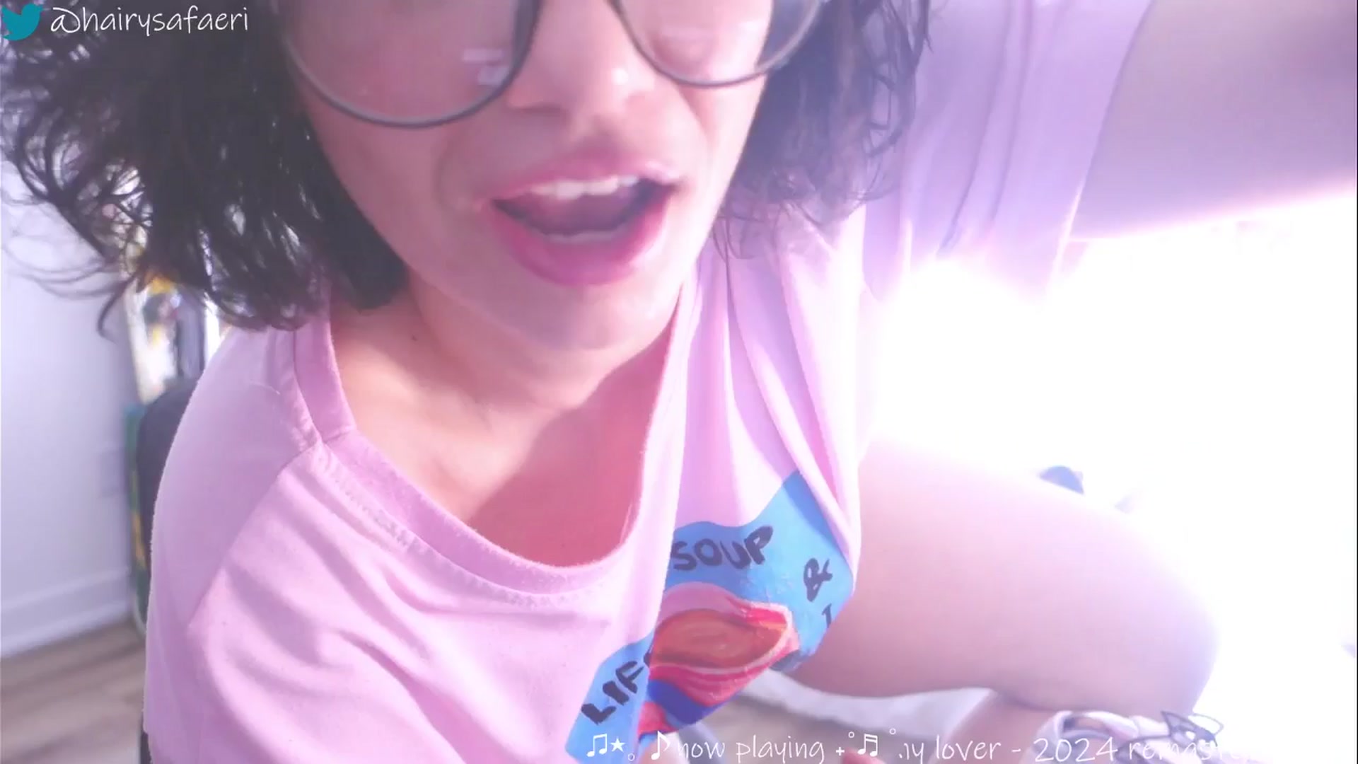 Gallery image thumbnail from HairySafaeri's myfreecams stream on, 04/07/2025, 14:34 image 1 of 20