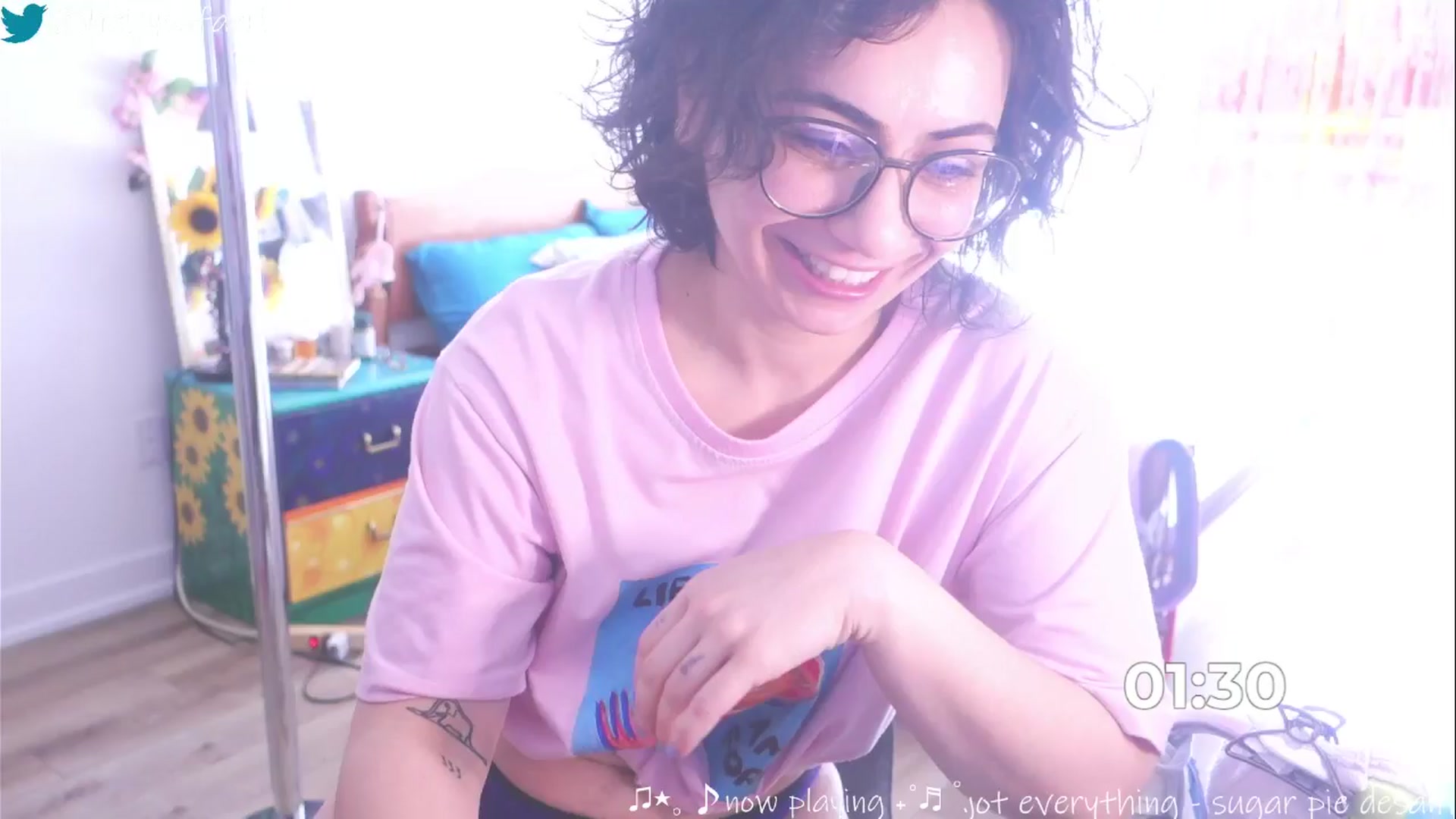 Gallery image thumbnail from HairySafaeri's myfreecams stream on, 04/07/2025, 14:34 image 20 of 20