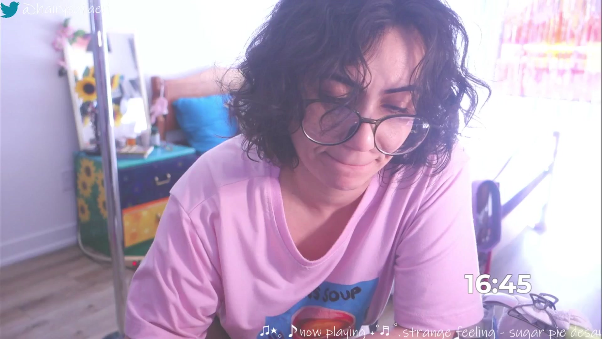 Gallery image thumbnail from HairySafaeri's myfreecams stream on, 04/07/2025, 16:05 image 17 of 20