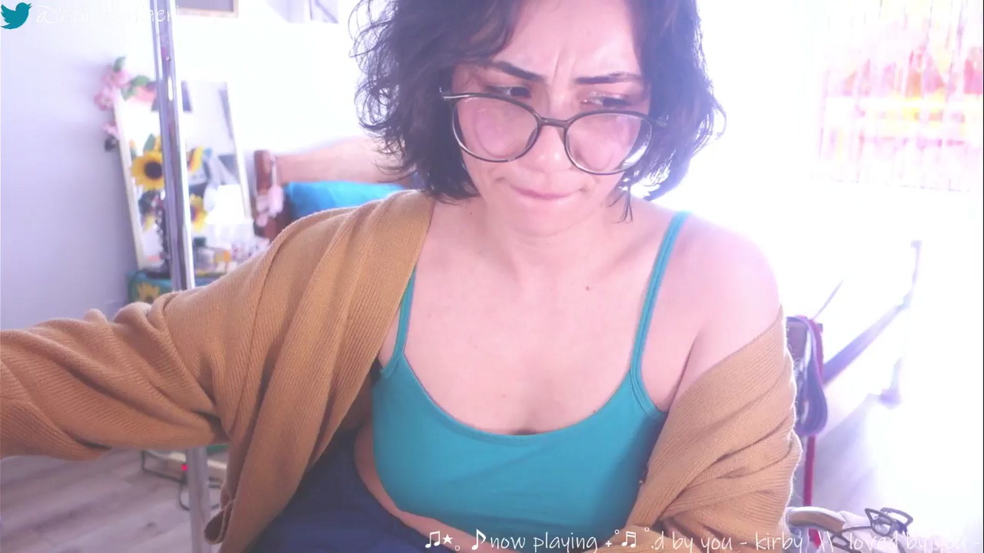 Gallery image thumbnail from HairySafaeri's myfreecams stream on, 04/08/2025, 15:48 image 14 of 20