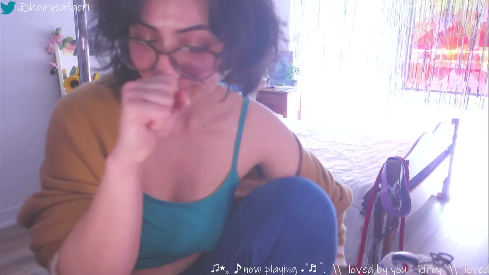 Gallery image thumbnail from HairySafaeri's myfreecams stream on, 04/08/2025, 15:48 image 15 of 20