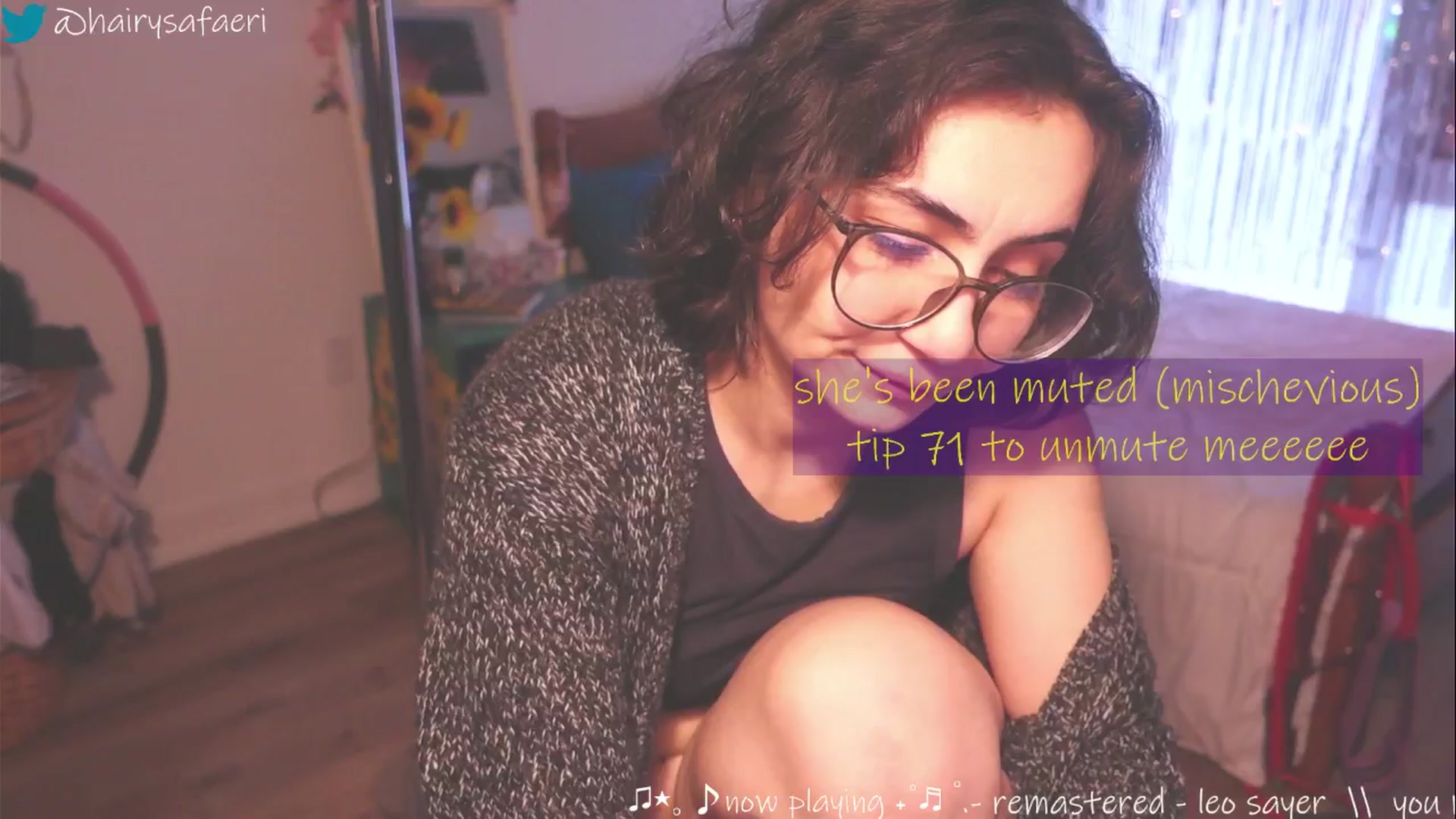 Gallery image thumbnail from HairySafaeri's myfreecams stream on, 04/16/2025, 24:02 image 1 of 20