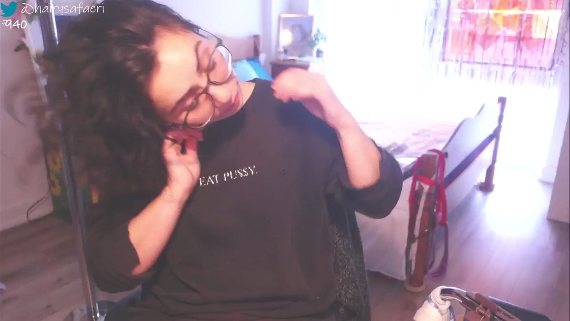 Gallery image thumbnail from HairySafaeri's myfreecams stream on, 04/16/2025, 16:45 image 4 of 20
