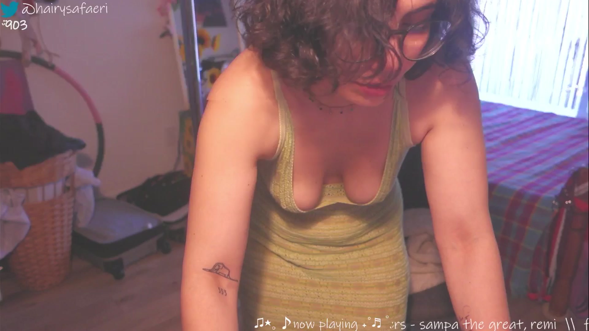 Gallery image thumbnail from HairySafaeri's myfreecams stream on, 04/21/2025, 22:34 image 11 of 20