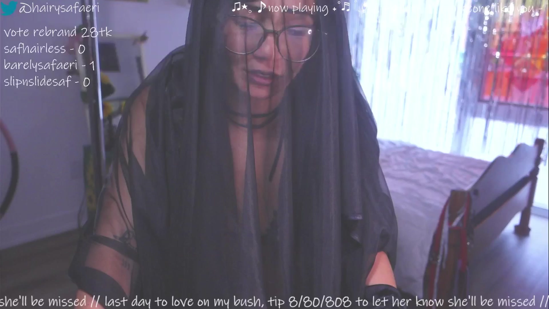 Gallery image thumbnail from HairySafaeri's myfreecams stream on, 05/24/2025, 21:24 image 10 of 20