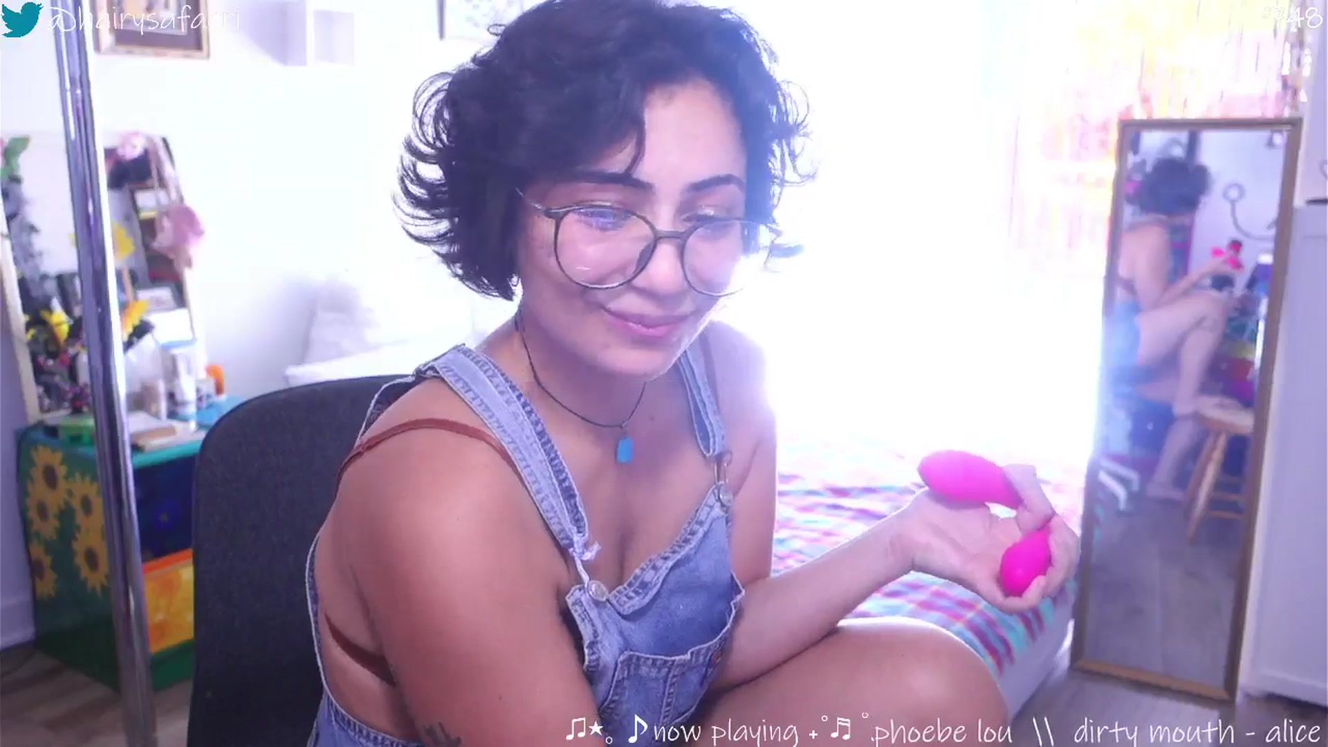 Gallery image thumbnail from HairySafaeri's myfreecams stream on, 08/21/2025, 15:50 image 6 of 20