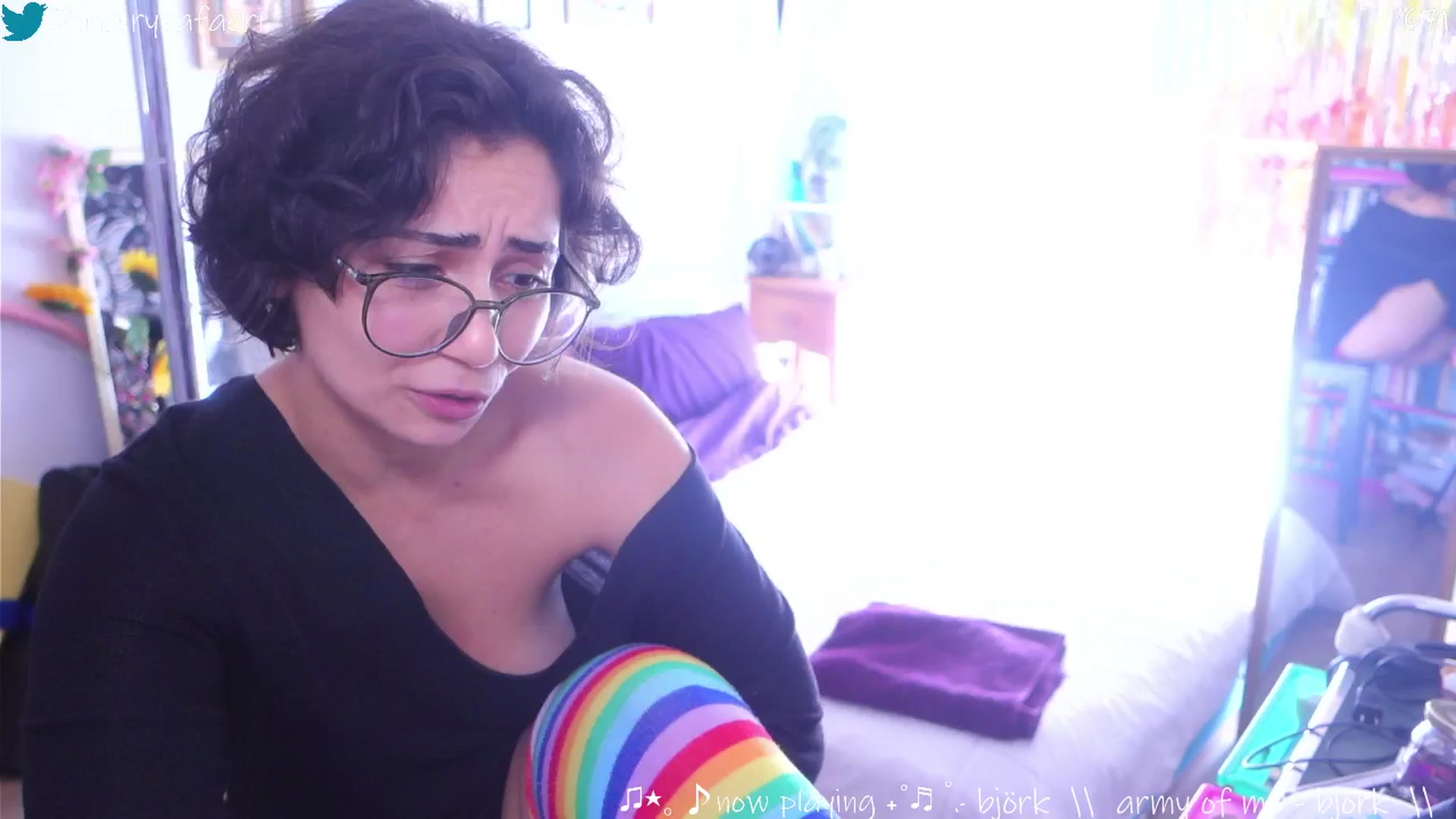 Gallery image thumbnail from HairySafaeri's myfreecams stream on, 09/19/2025, 15:58 image 2 of 20
