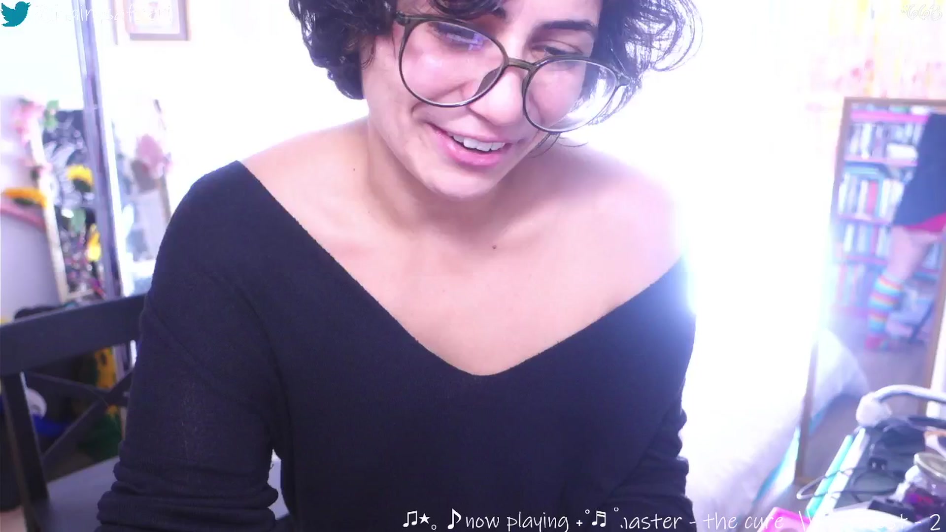 Gallery image thumbnail from HairySafaeri's myfreecams stream on, 09/19/2025, 17:08 image 1 of 20