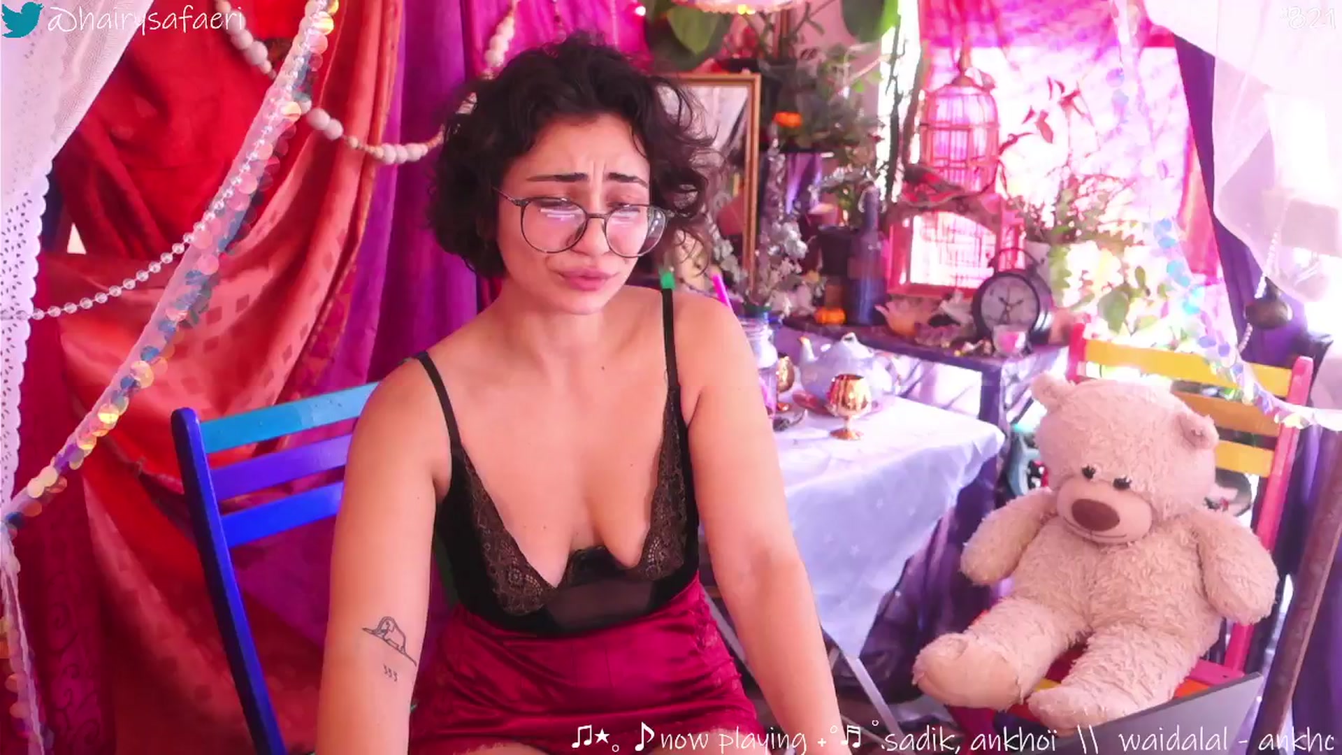 Gallery image thumbnail from HairySafaeri's myfreecams stream on, 09/23/2025, 17:32 image 13 of 20