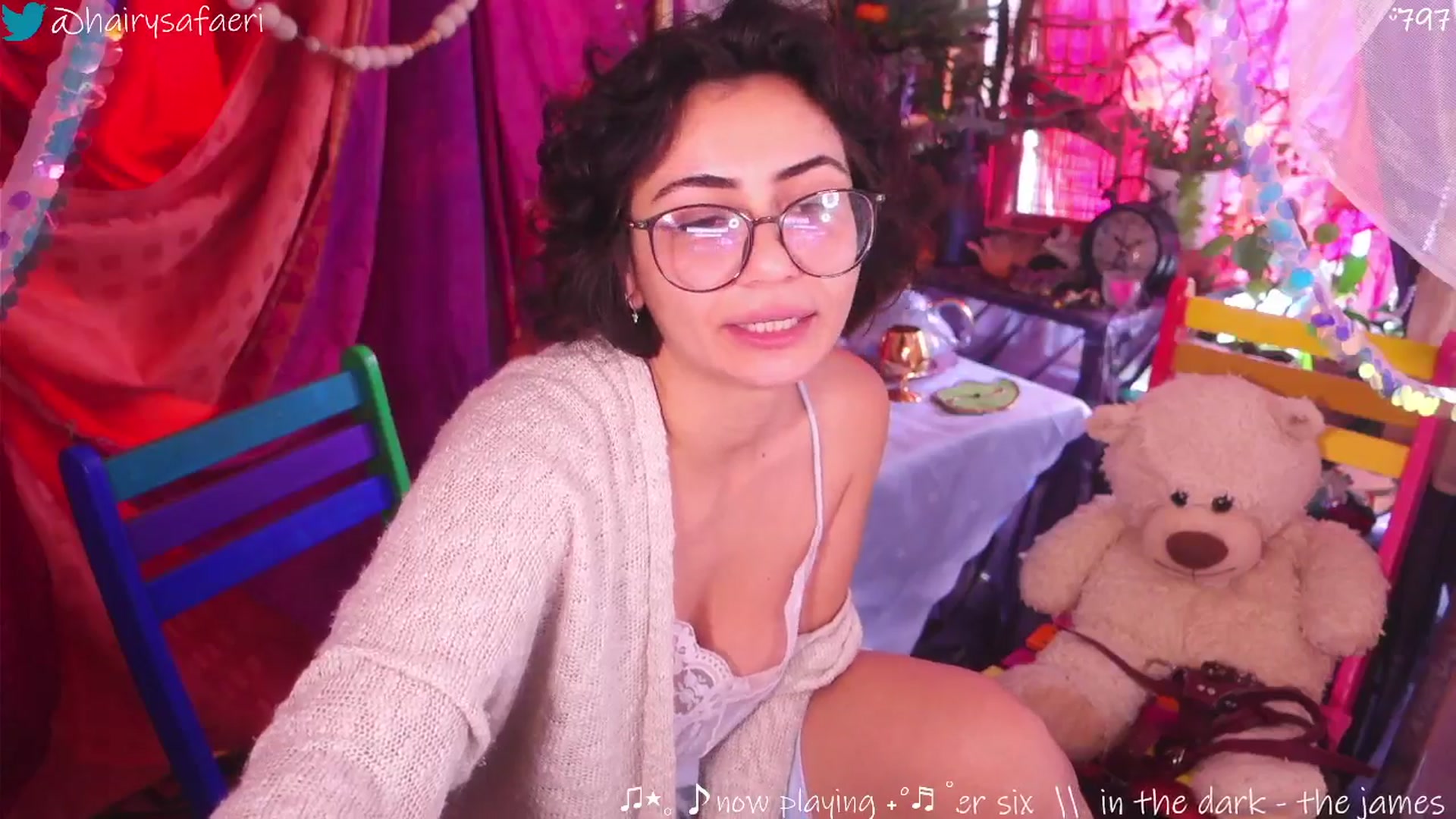 Gallery image thumbnail from HairySafaeri's myfreecams stream on, 09/24/2025, 14:53 image 15 of 20