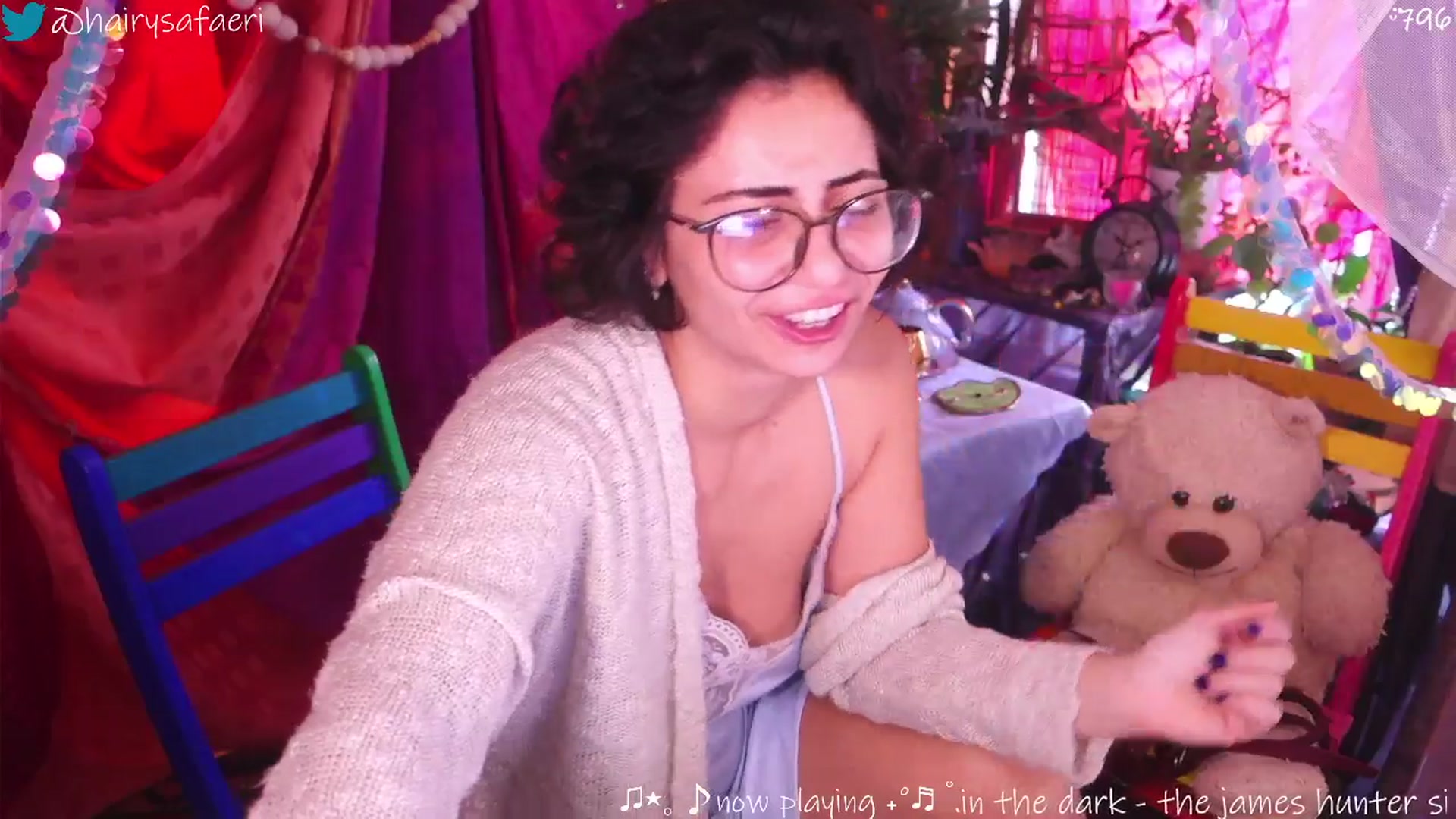Gallery image thumbnail from HairySafaeri's myfreecams stream on, 09/24/2025, 14:53 image 13 of 20