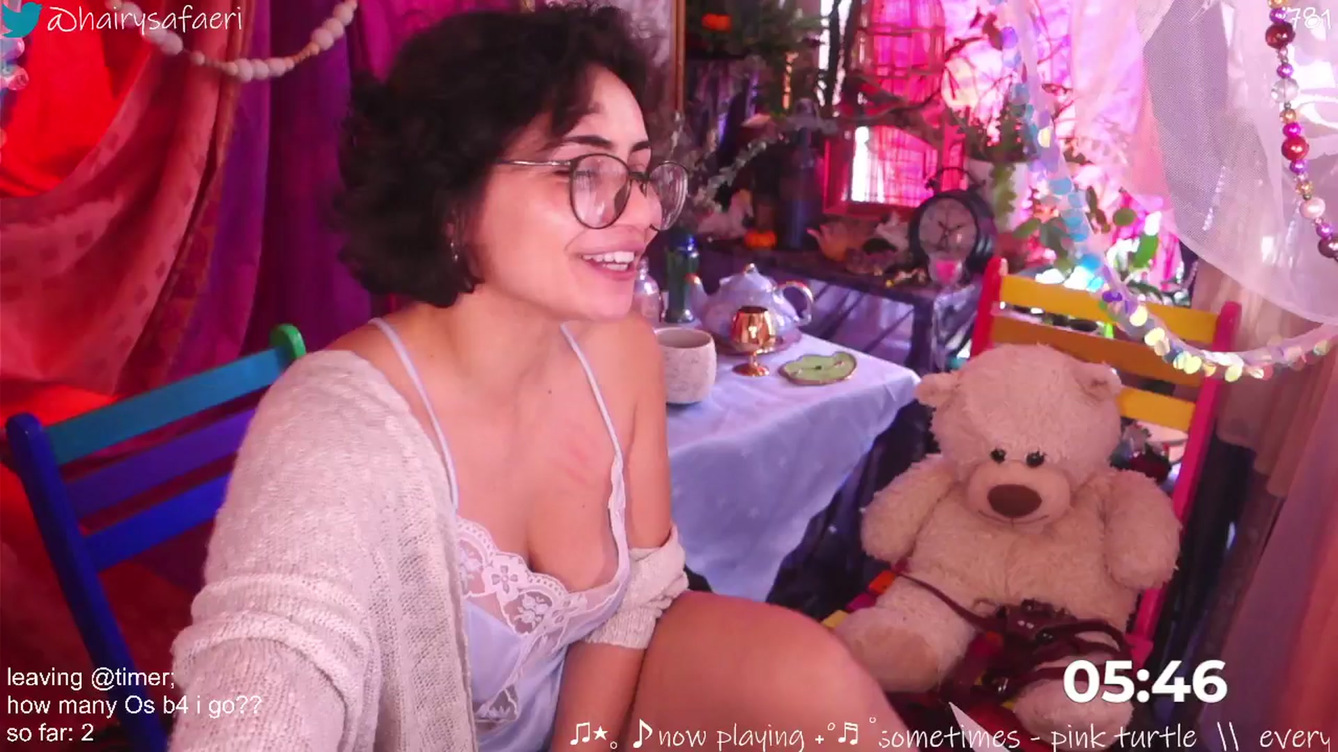 Gallery image thumbnail from HairySafaeri's myfreecams stream on, 09/24/2025, 16:23 image 19 of 20